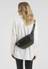 Bumbag med guld nitter – Sort læderlook