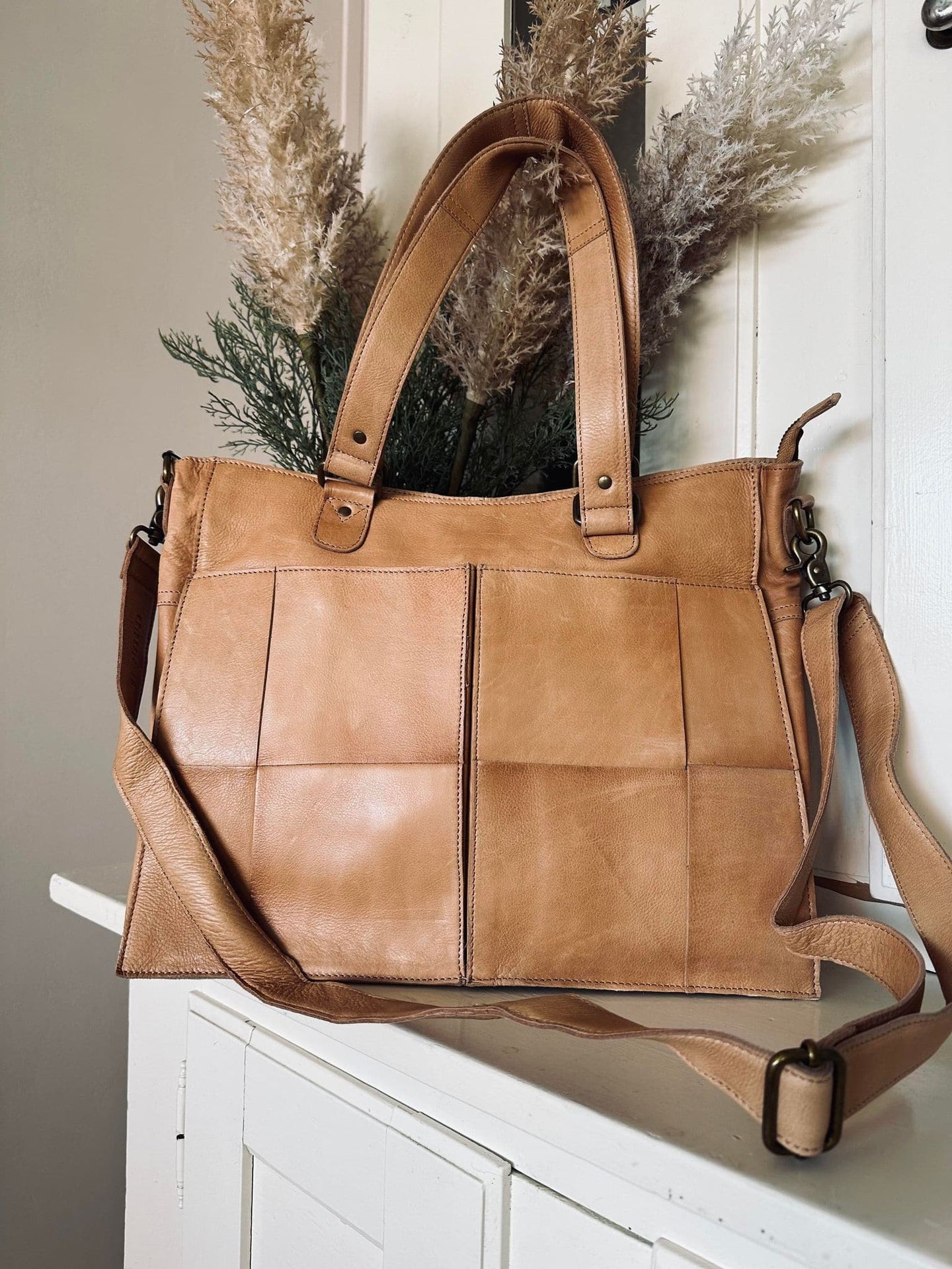 Elegant arbejdstaske / shopper – Sand - VIAMAJA.DK