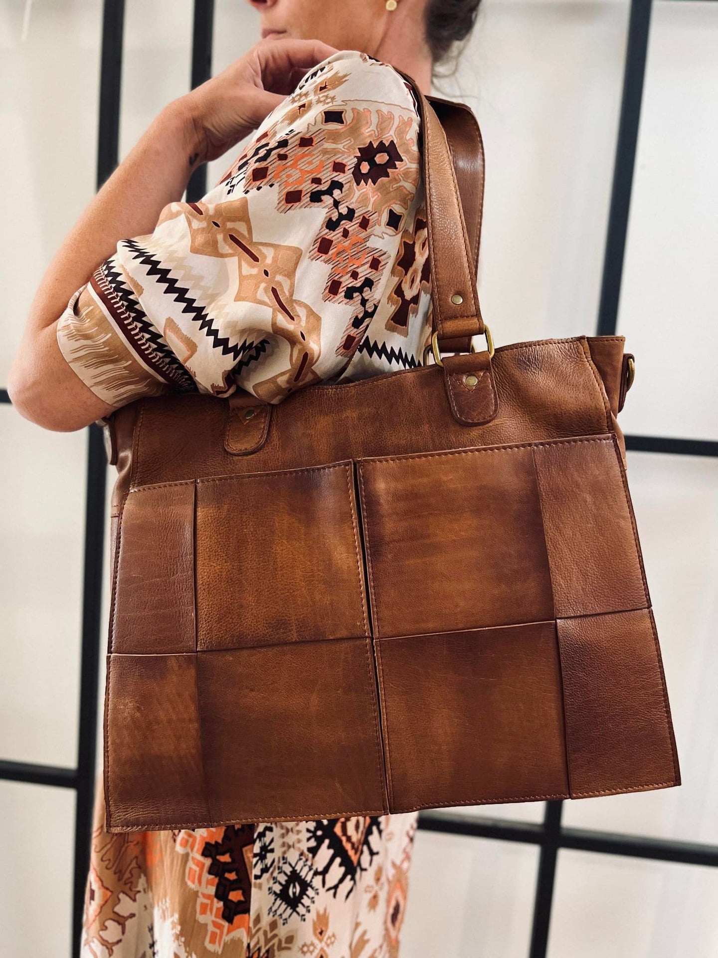 Elegant arbejdstaske / shopper - Walnut - VIAMAJA.DK