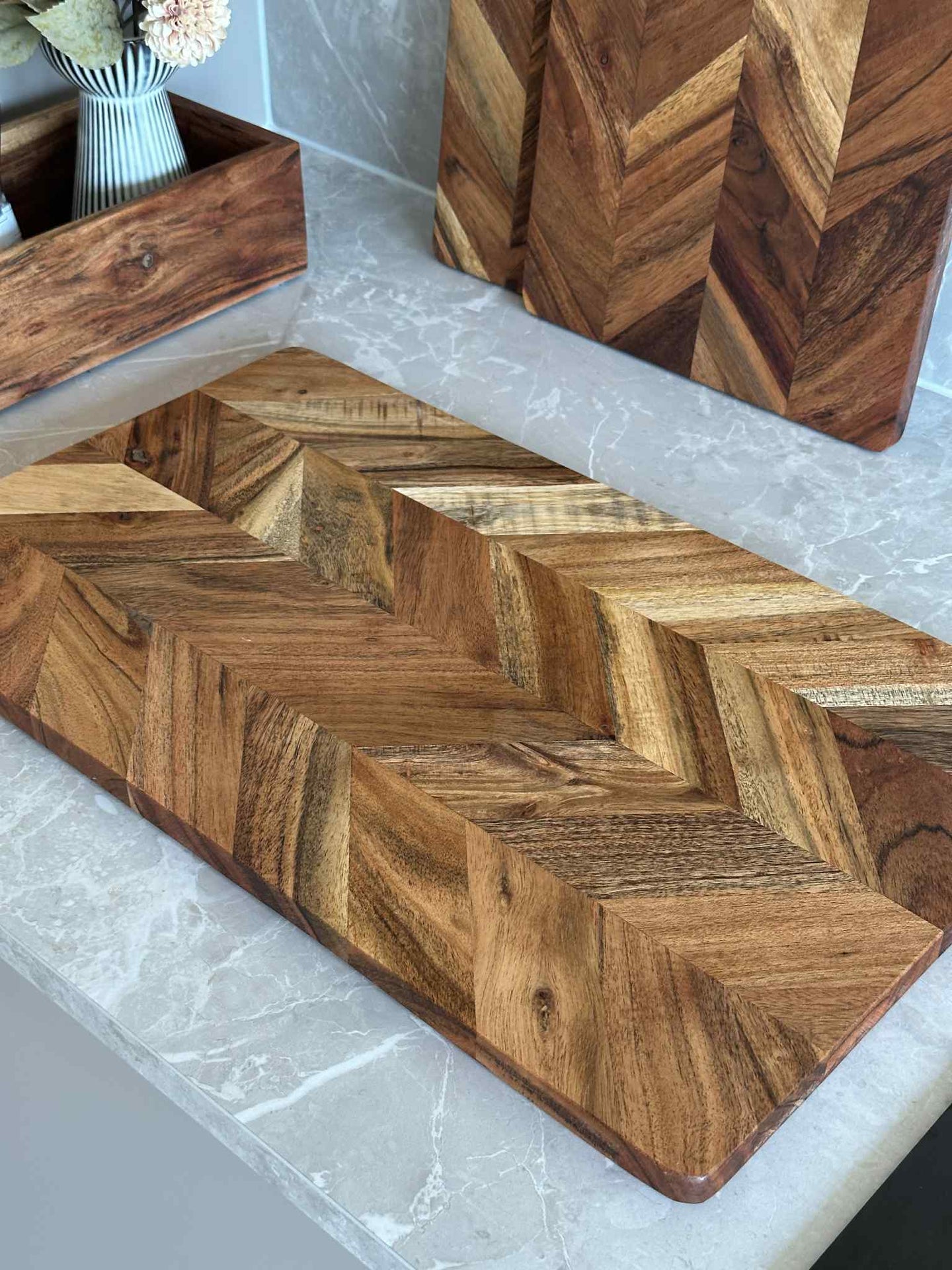 Skärbräda fiskbensmönster - Med olja