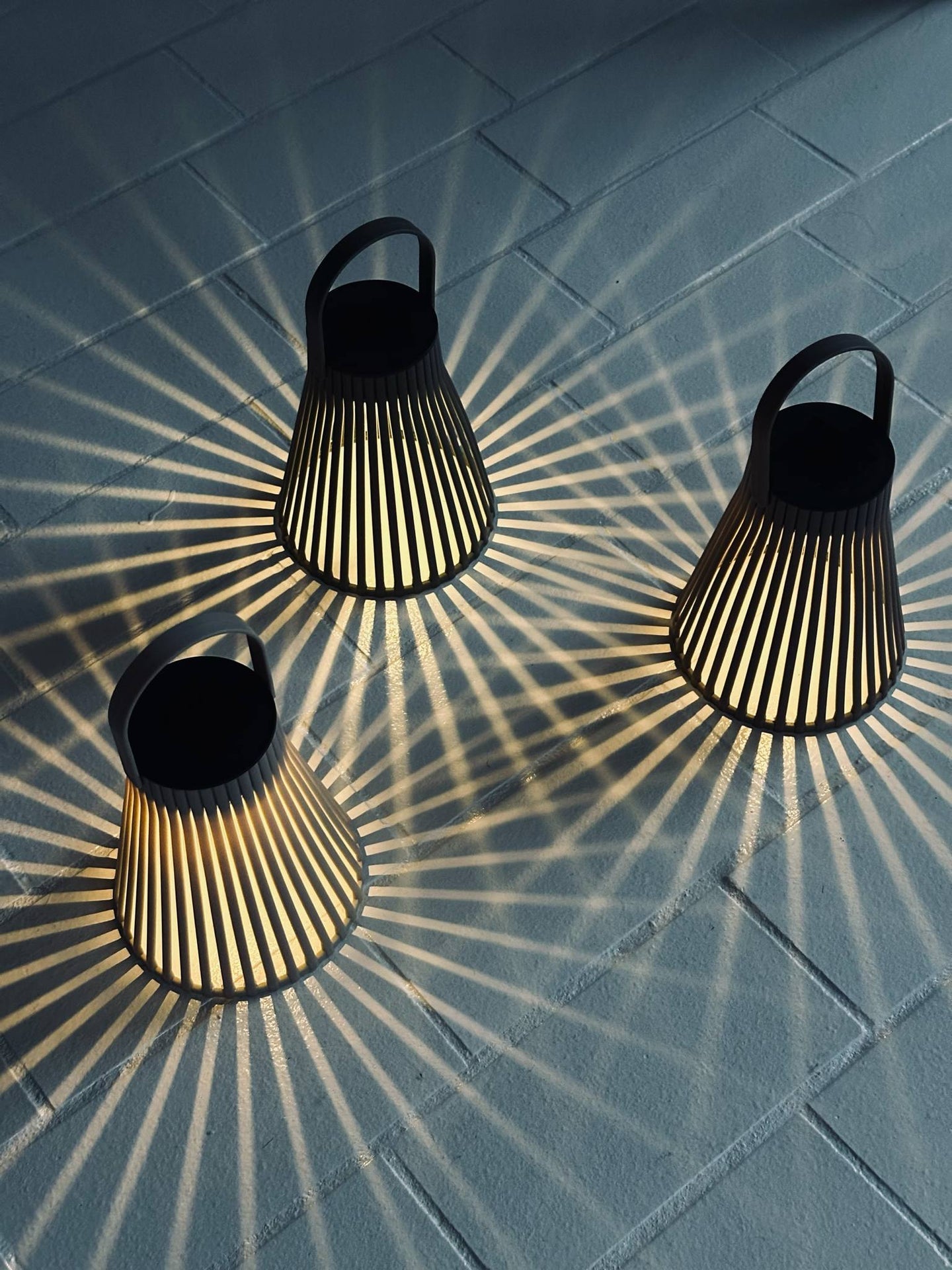 Solcellslykta - Flera färgalternativ