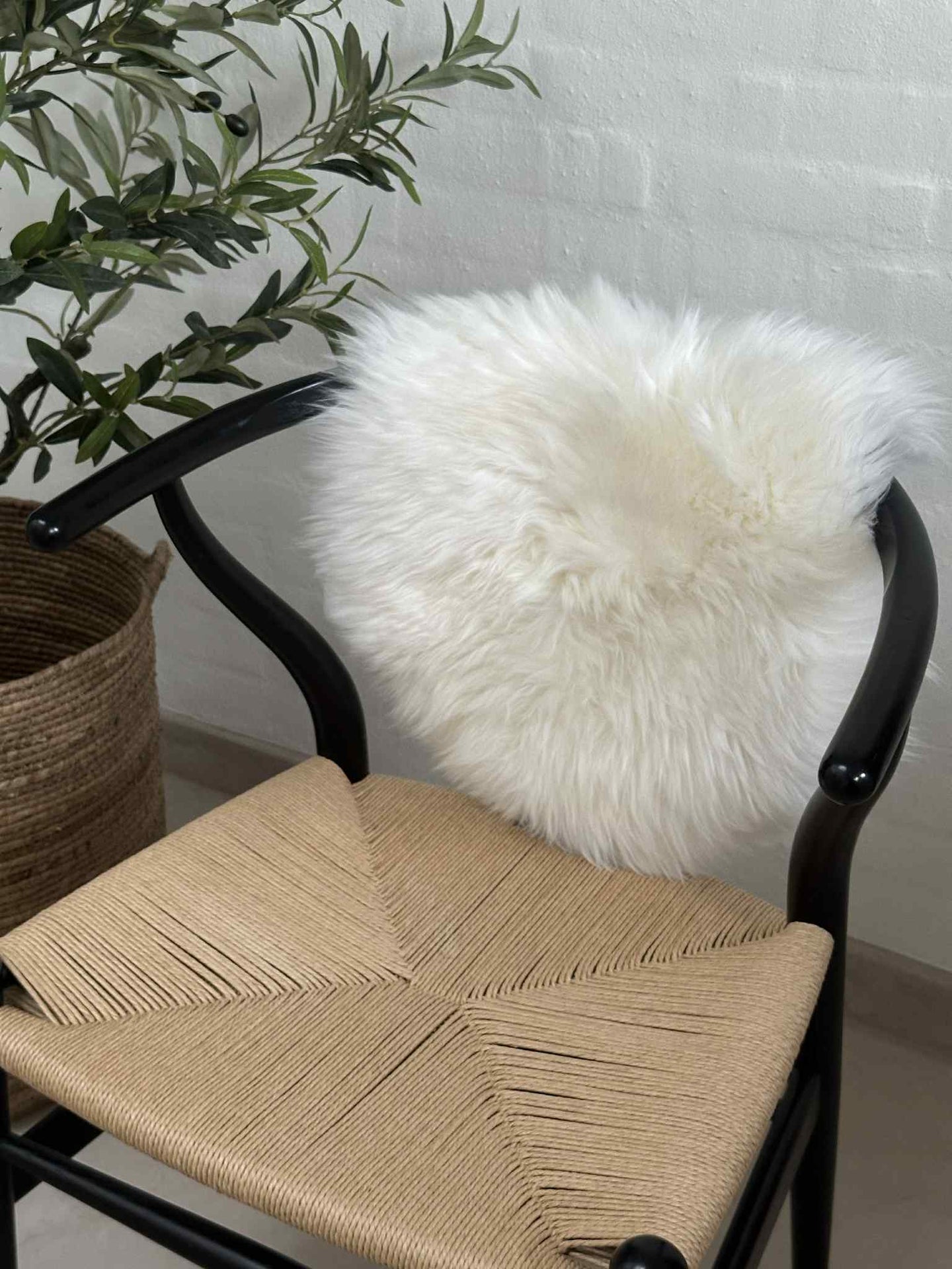 Sittdyna Ø 34 cm - Vitt lammskinn