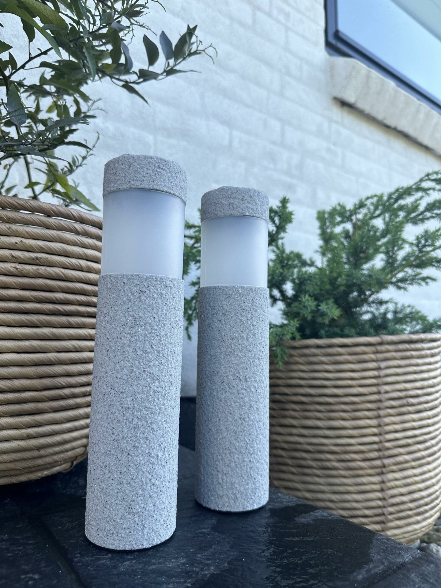 Fakkel med solceller Stone look – Sæt med 2 stk - VIAMAJA.DK