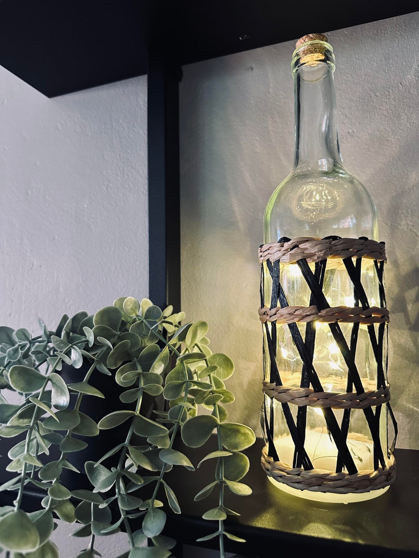 Flaske med lyskæde – Black - VIAMAJA.DK