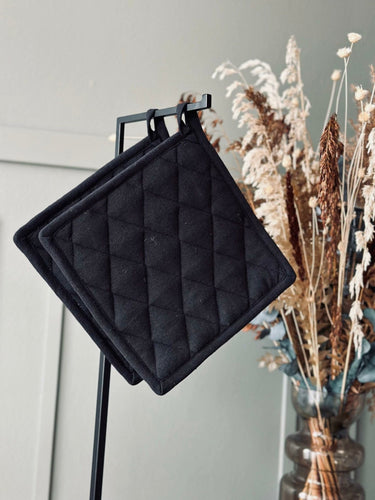 Grydelap – Sort quilt - VIAMAJA.DK