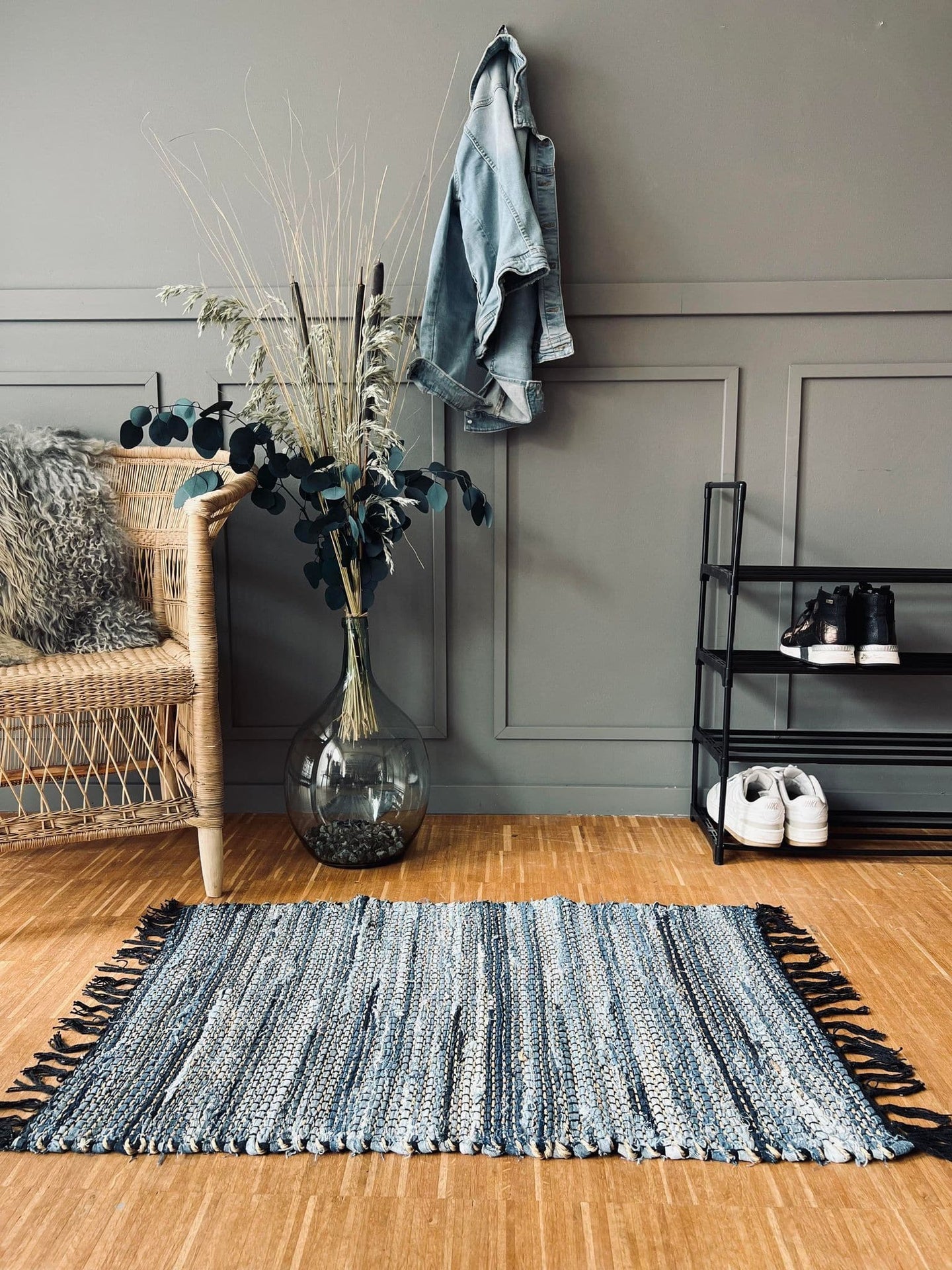 Gulvtæppe i denim og jute - 60x90cm - VIAMAJA.DK