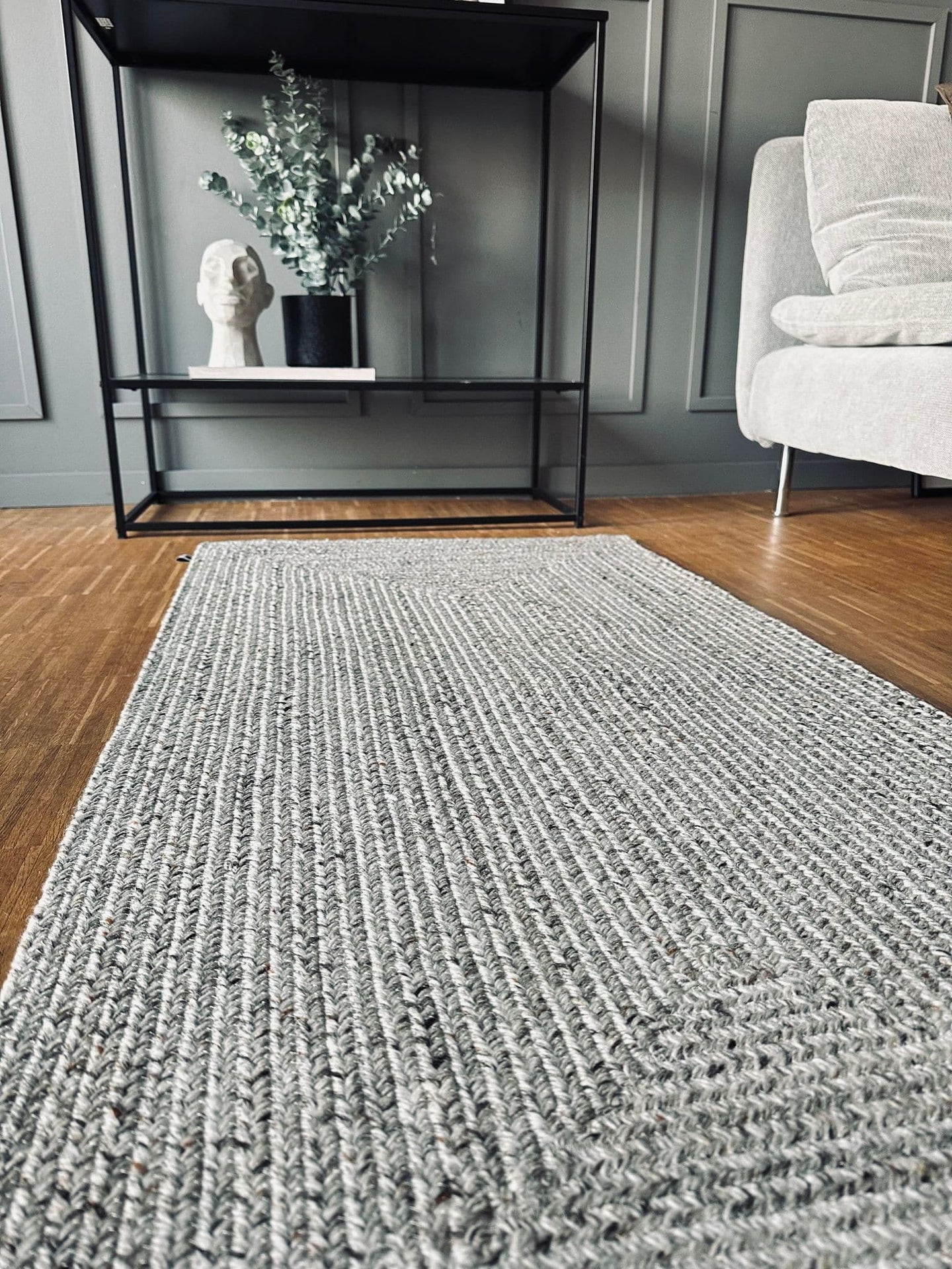 Gulvtæppe Lys Grå – Godkendt til inde og ude - VIAMAJA.DK