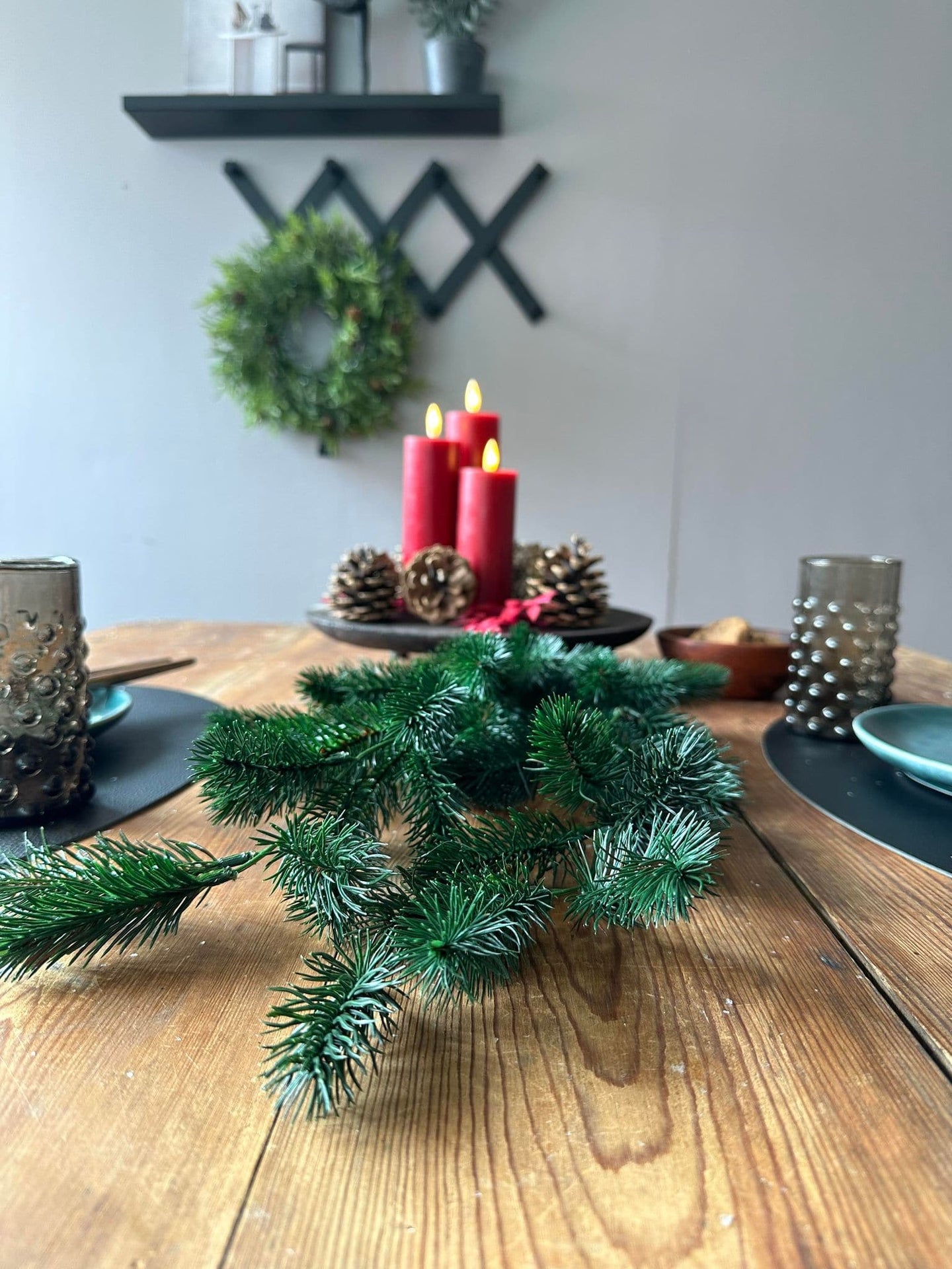 Hængegran - Skovgrøn - VIAMAJA.DK