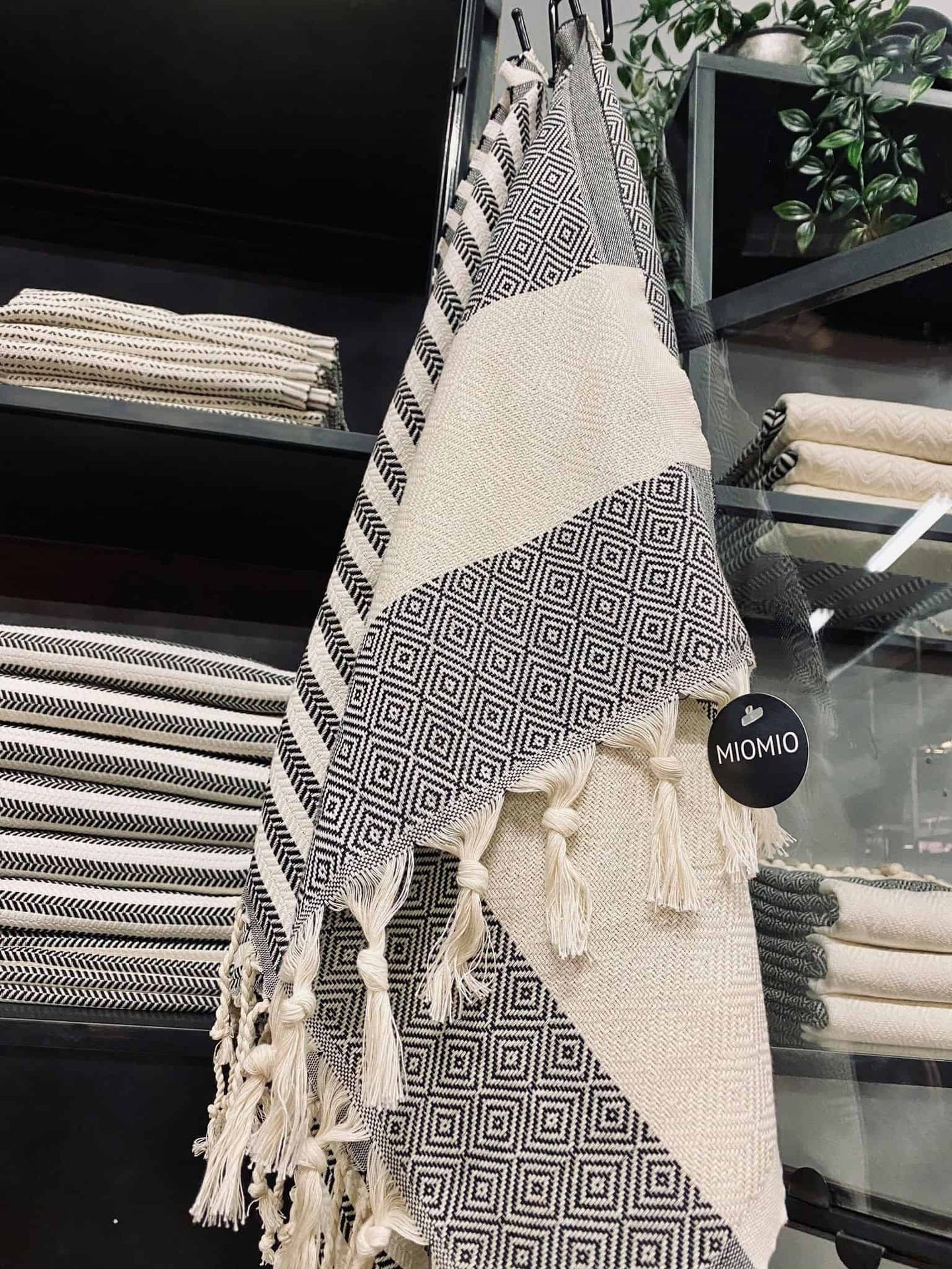 Hamam håndklæde - Diamond sort – 50x100 - VIAMAJA.DK