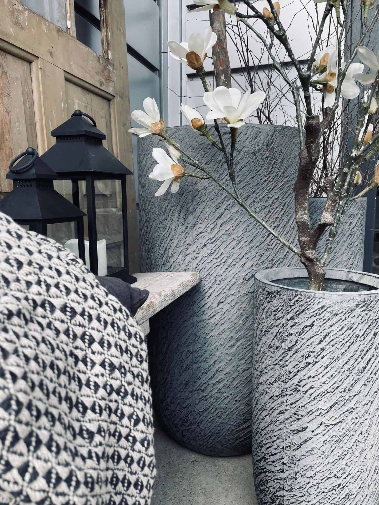 Havekrukke sæt af 3 store krukker - Mørk grå - VIAMAJA.DK