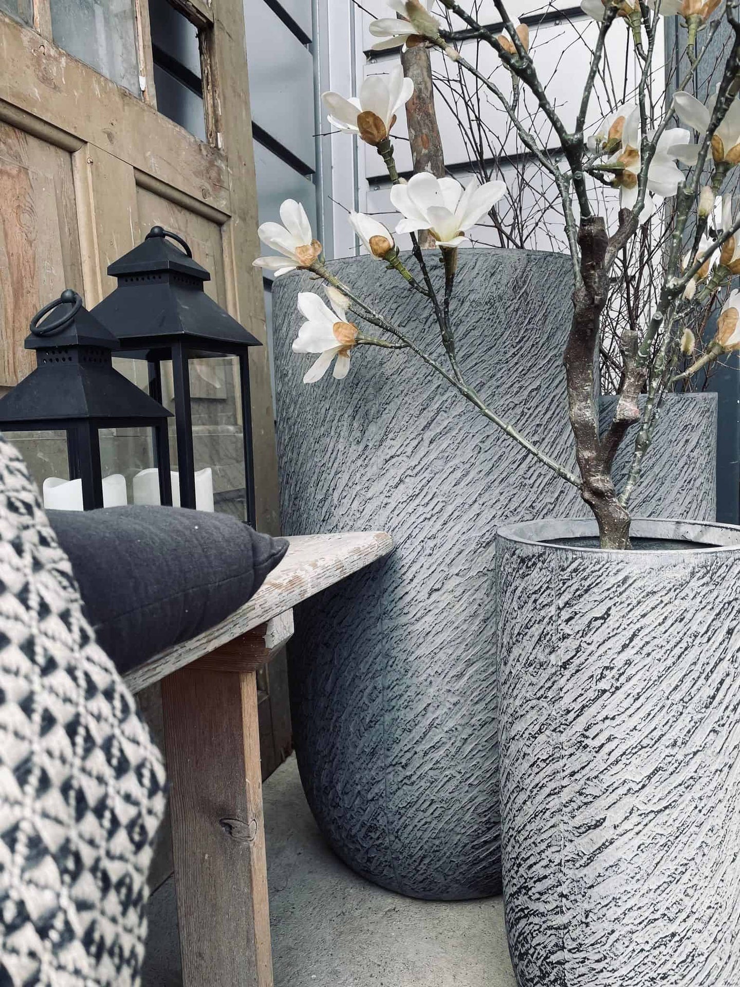 Havekrukke sæt af 3 store krukker - Mørk grå - VIAMAJA.DK