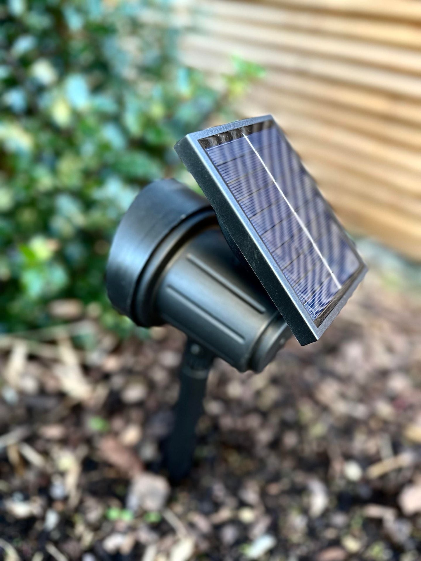 Havespot med solceller – Large - VIAMAJA.DK