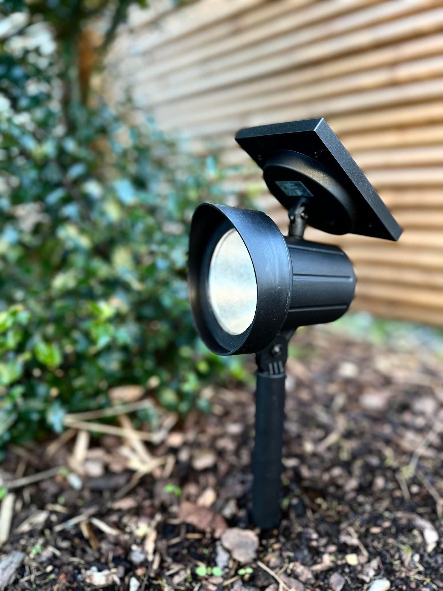 Havespot med solceller – Large - VIAMAJA.DK