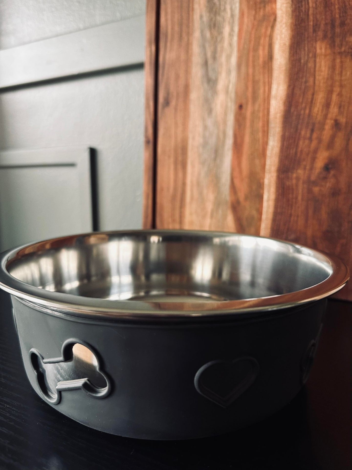 Hundeskål i rustfrit stål / skridsikker - VIAMAJA.DK