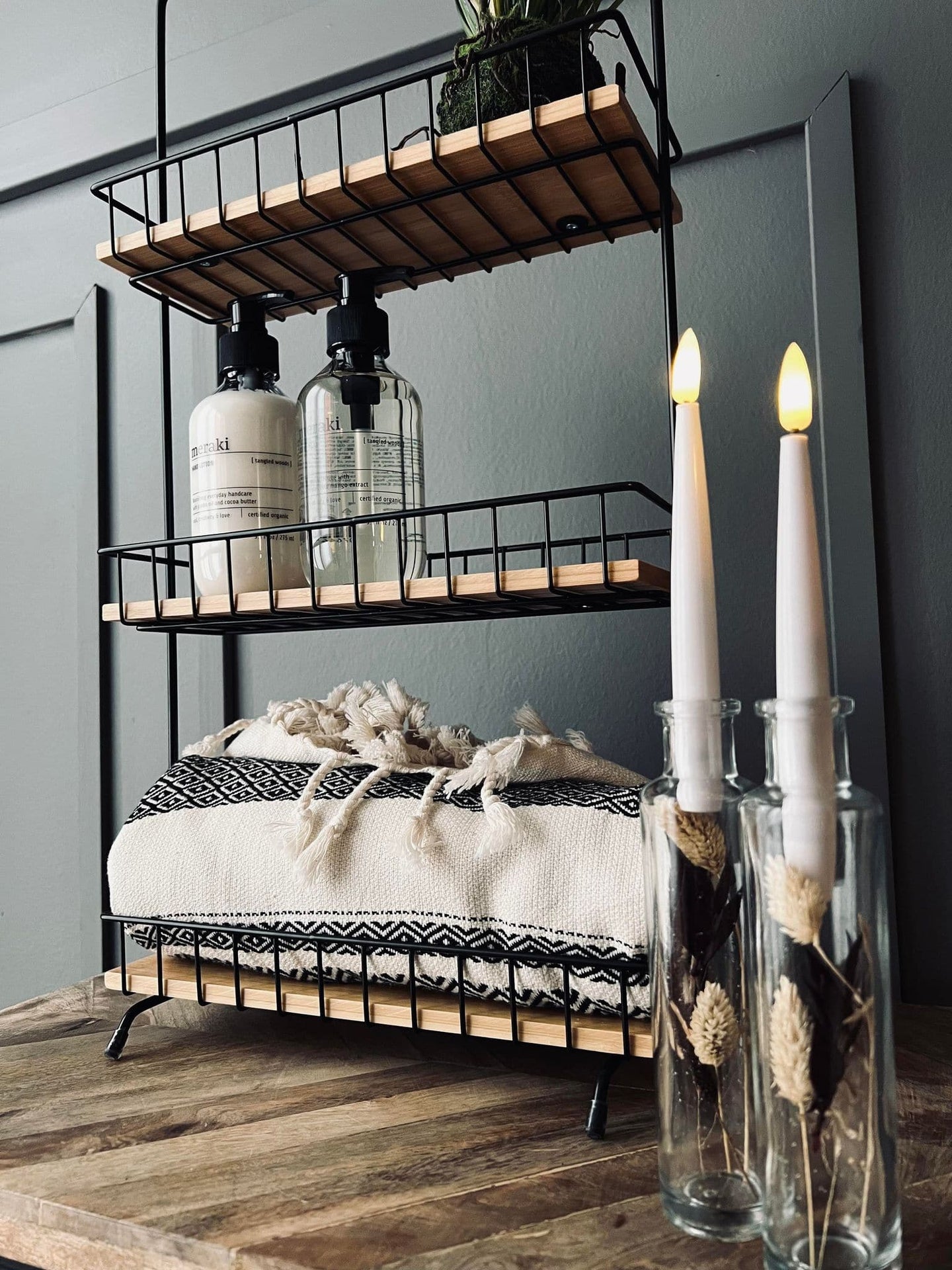 Hylde - Organizer i træ og metal - VIAMAJA.DK