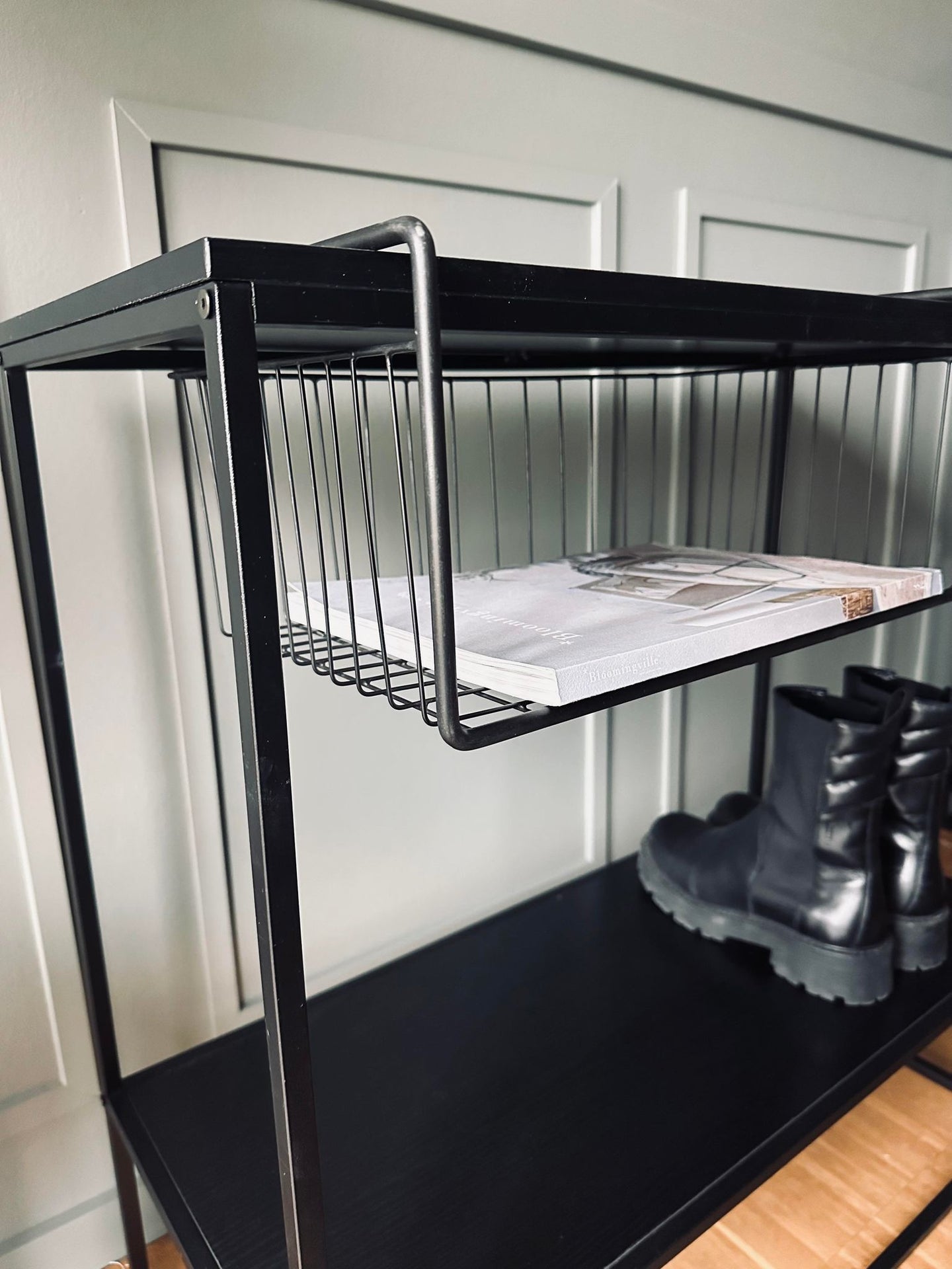 Hyldekurv Sort metal - VIAMAJA.DK