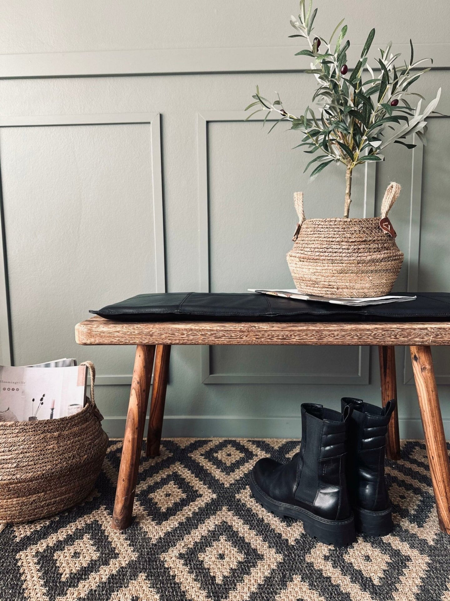 Hynde i læder – Sort bøffellæder - VIAMAJA.DK