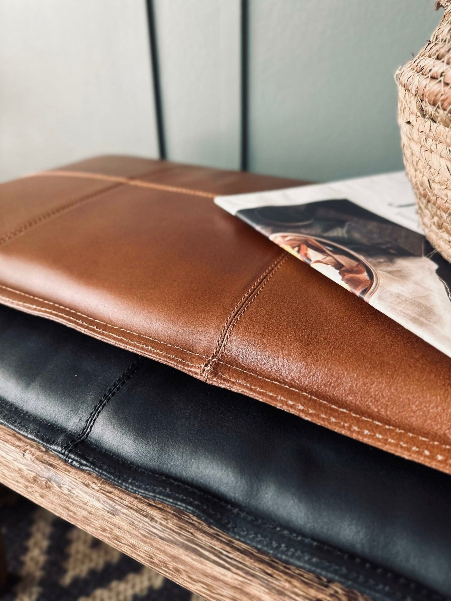 Hynde i læder – Sort bøffellæder - VIAMAJA.DK