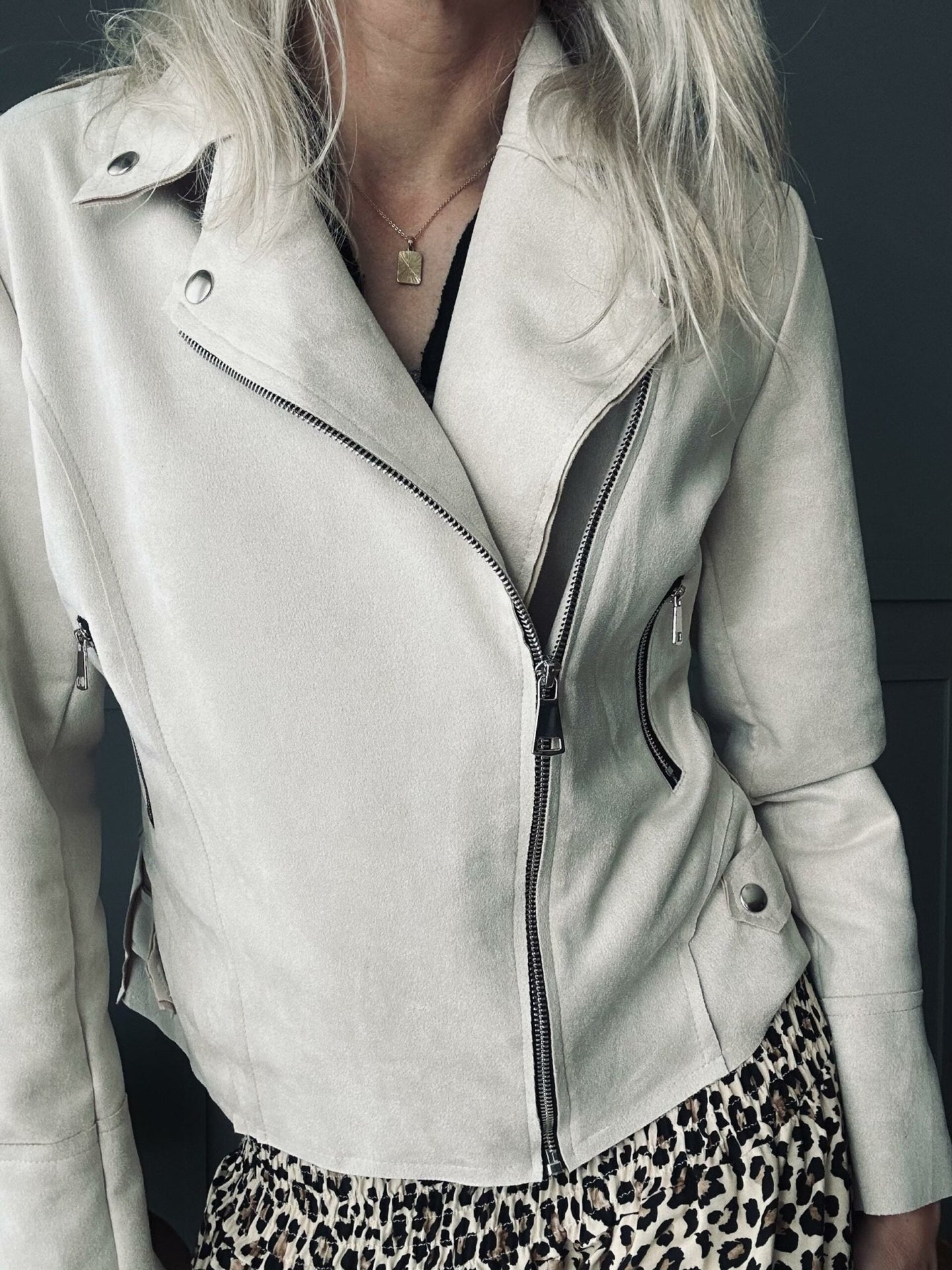 Jakke Lys Beige - VIAMAJA.DK