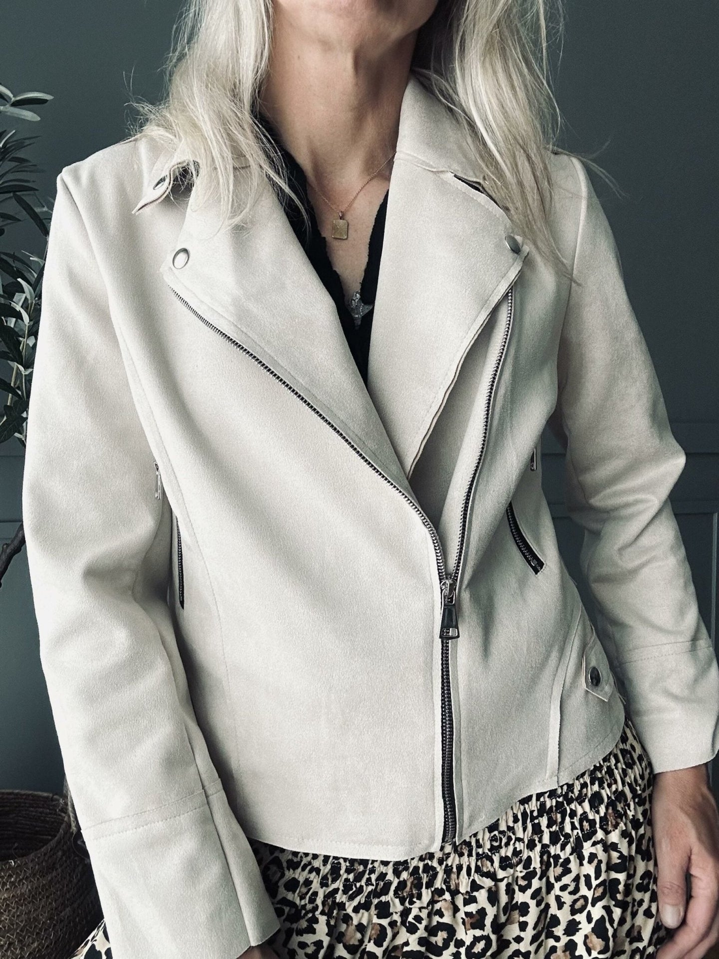 Jakke Lys Beige - VIAMAJA.DK