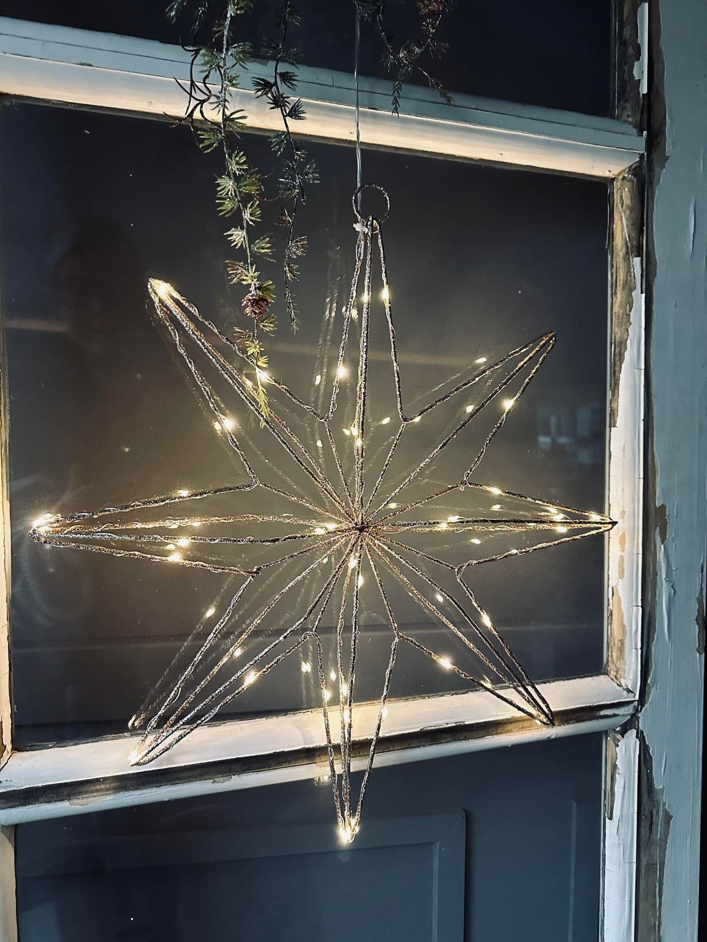 Julestjerne med LED Lys 40cm - timerfunktion - VIAMAJA.DK