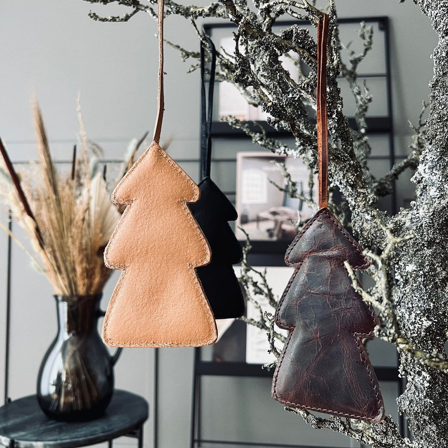 Juletræ i læder - Natur læder - VIAMAJA.DK