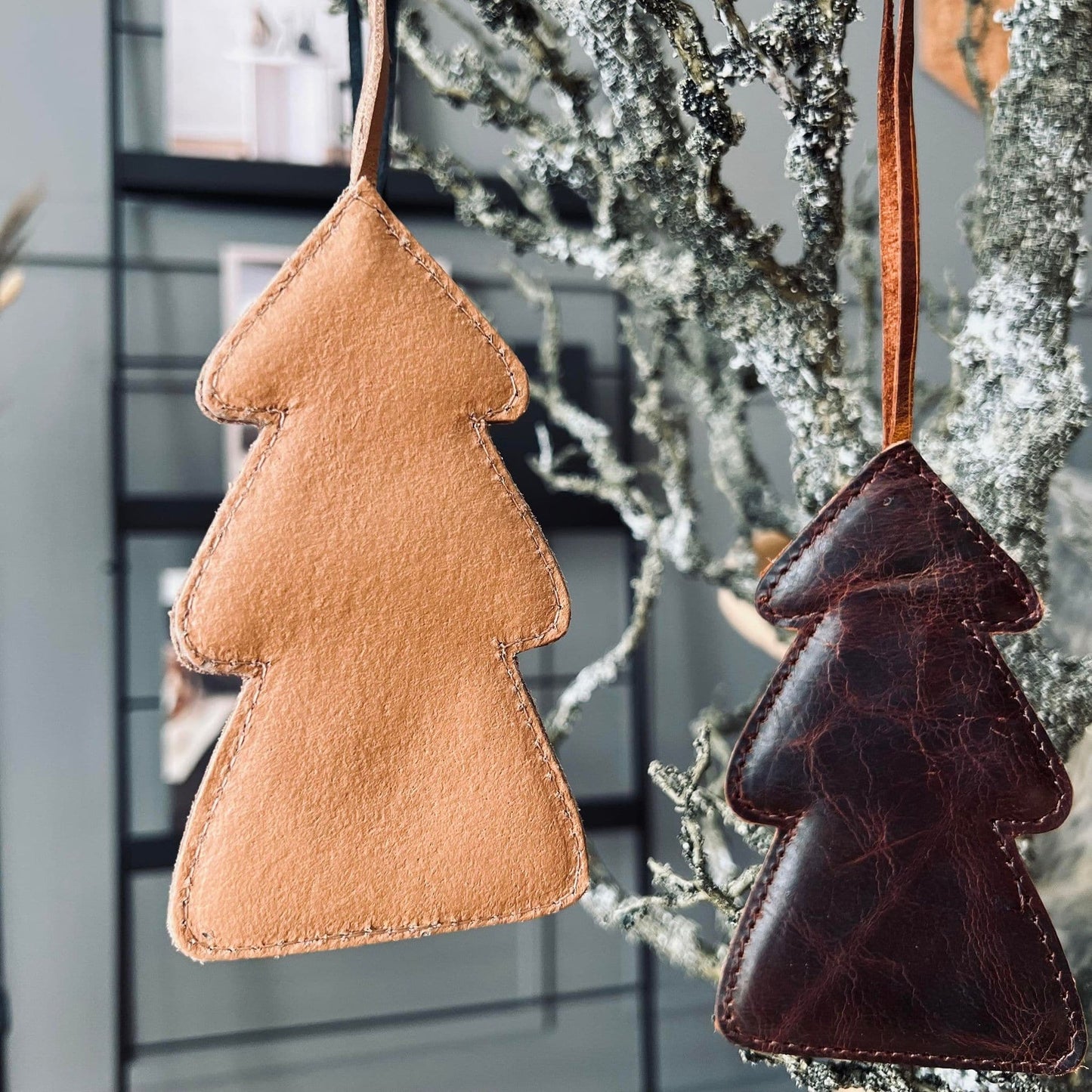 Juletræ i læder - Natur læder - VIAMAJA.DK