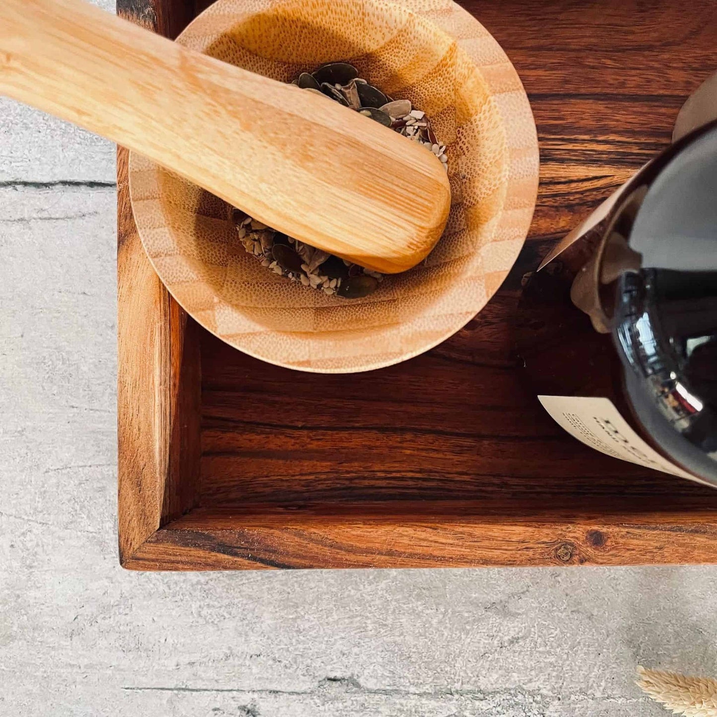 Kasse i olieret akaciatræ - VIAMAJA.DK