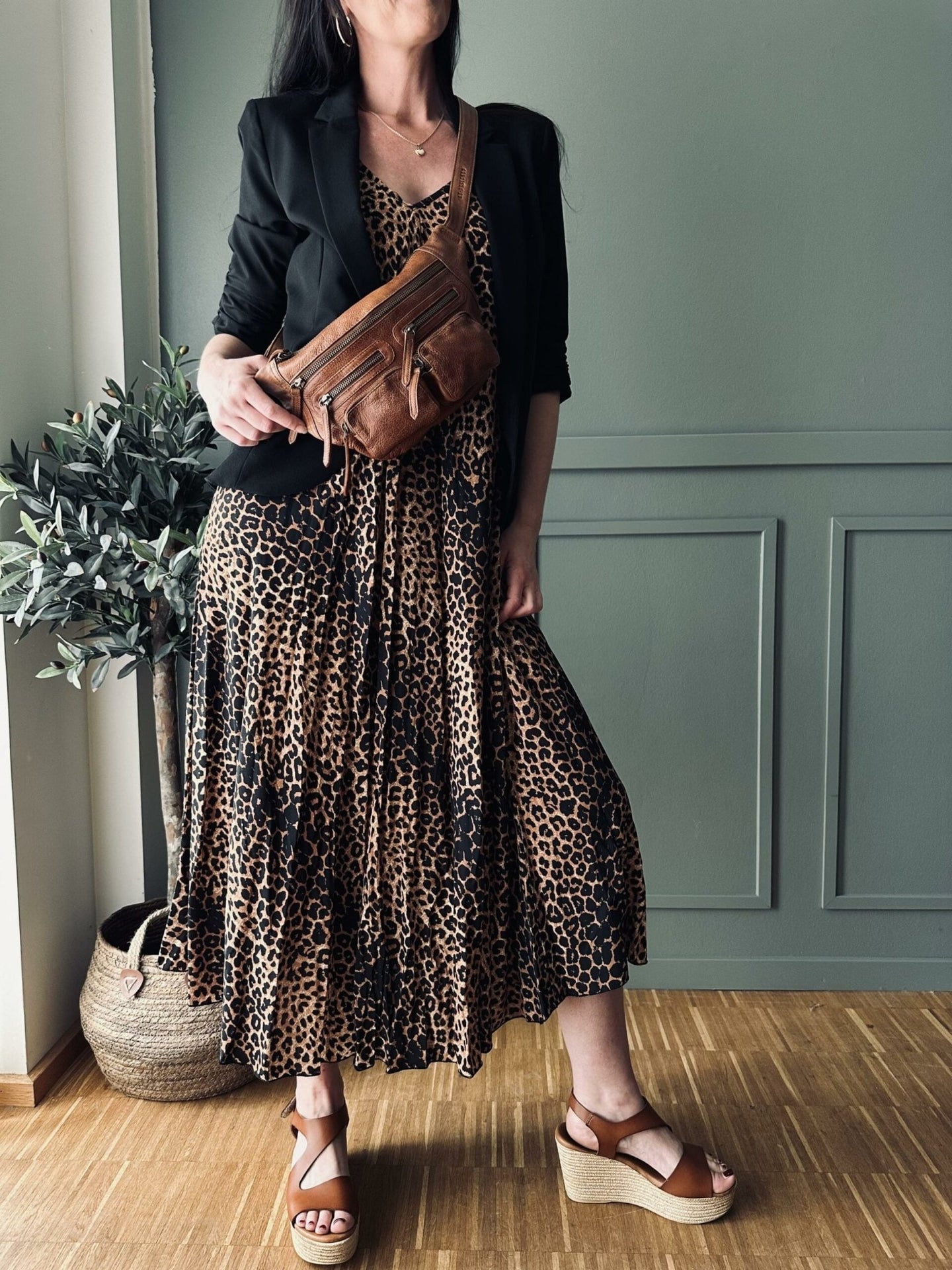 Kjole i loose fit – Leopard - VIAMAJA.DK