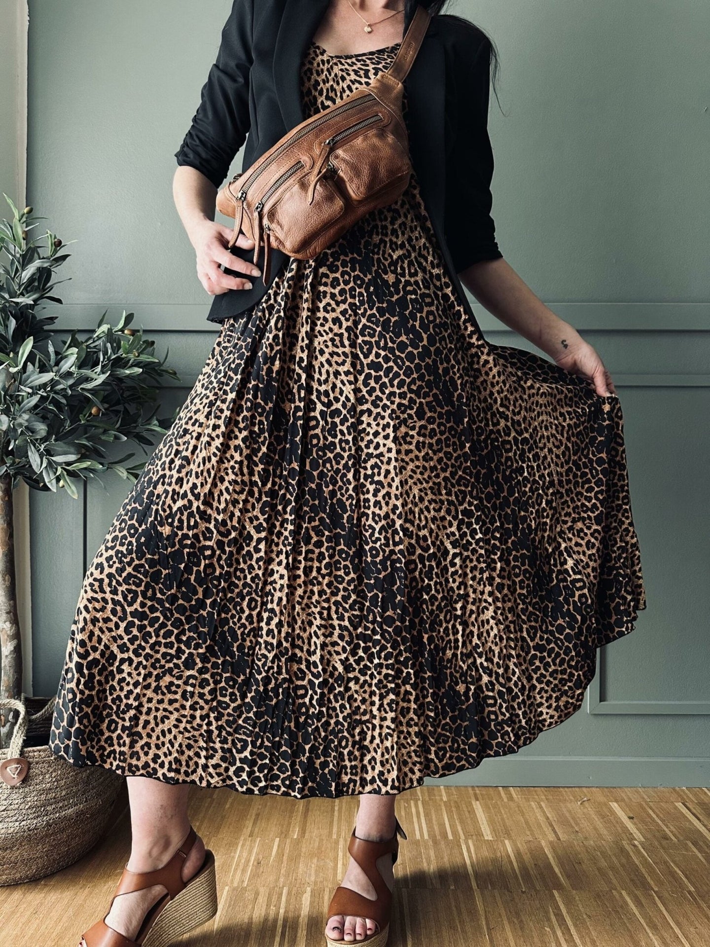 Kjole i loose fit – Leopard - VIAMAJA.DK