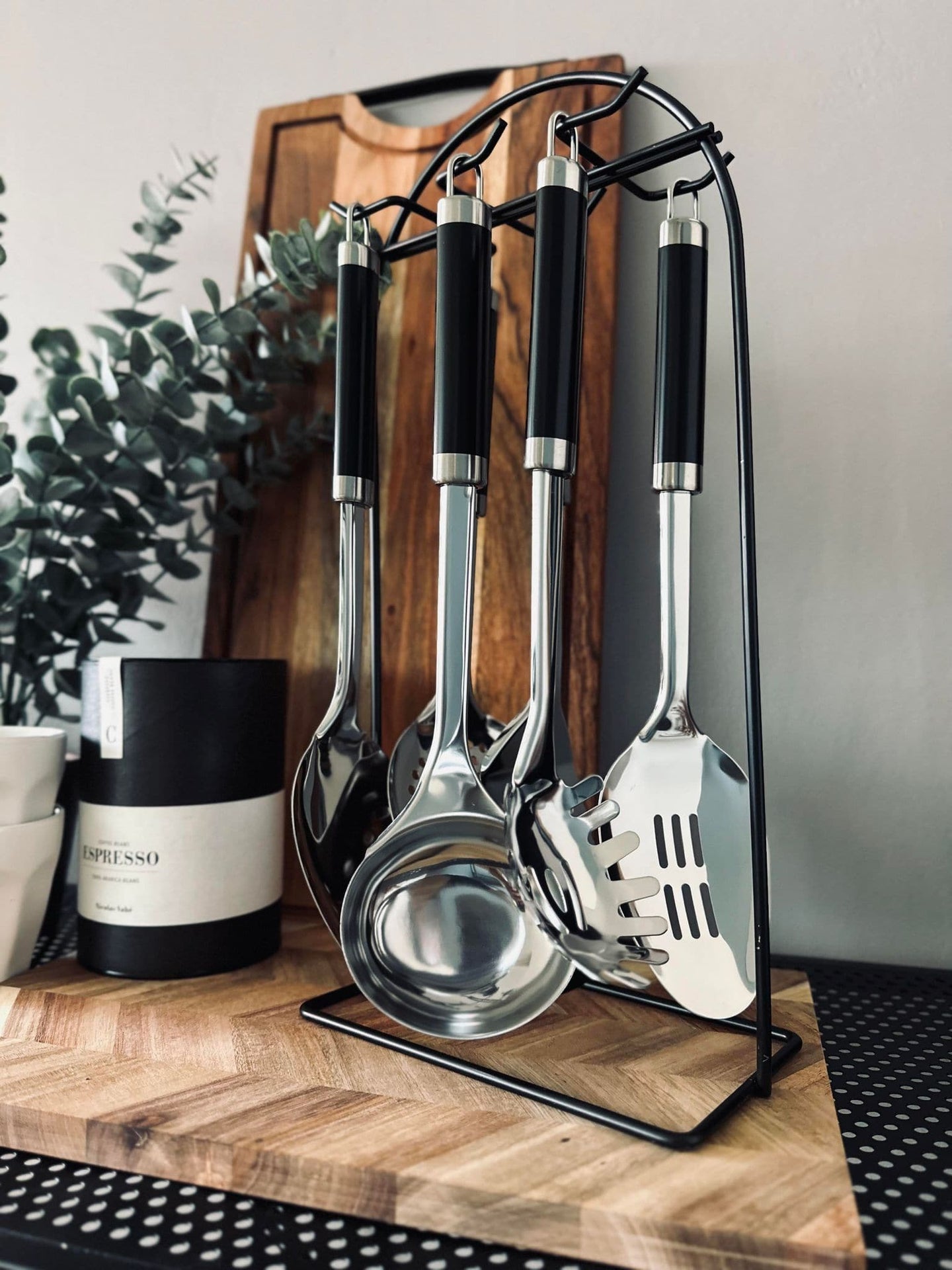 Køkkenredskaber ink ophæng - VIAMAJA.DK