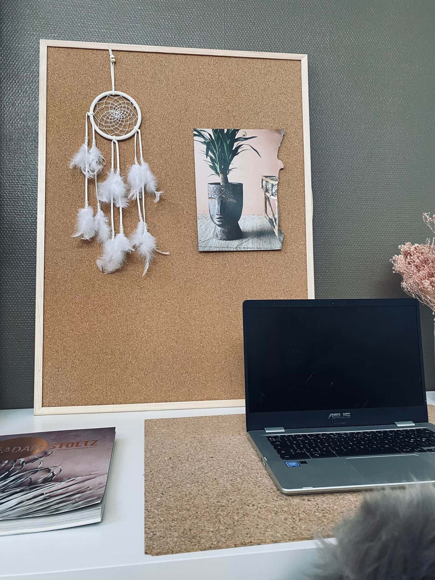 Kork opslagstavle med natur ramme – 80x60 - VIAMAJA.DK