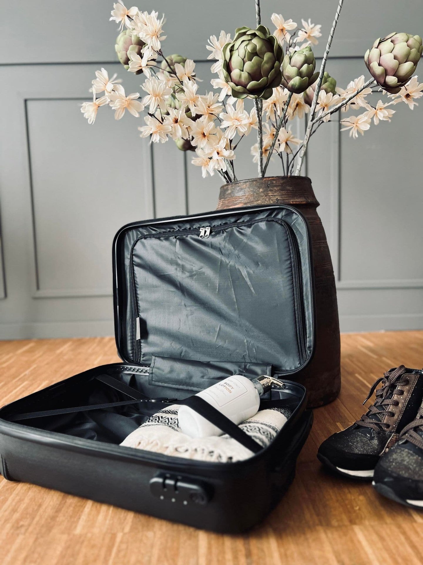 Kuffert - Black 28 liter - Kabine godkendt - VIAMAJA.DK