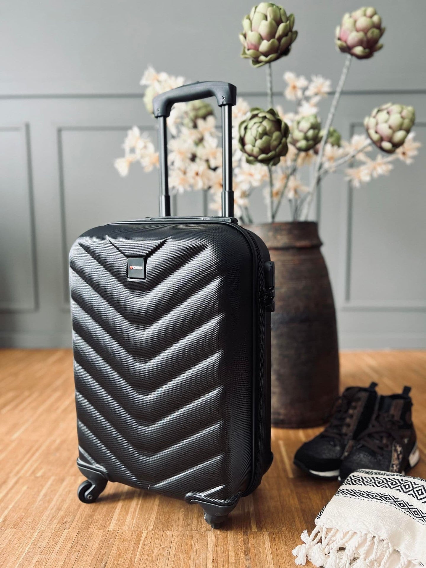 Kuffert - Black 28 liter - Kabine godkendt - VIAMAJA.DK