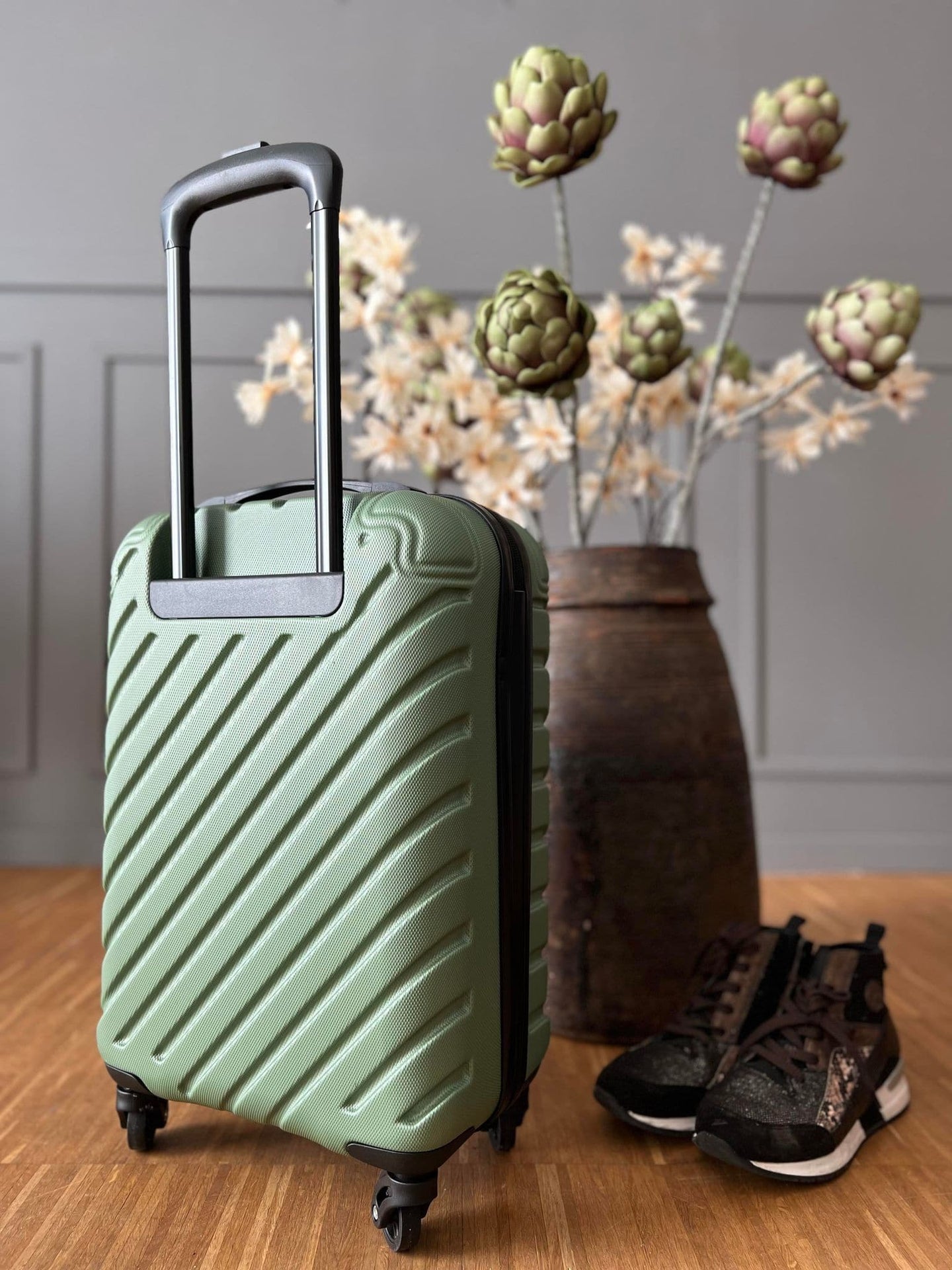 Kuffert - Grøn 28 liter - Kabine godkendt - VIAMAJA.DK