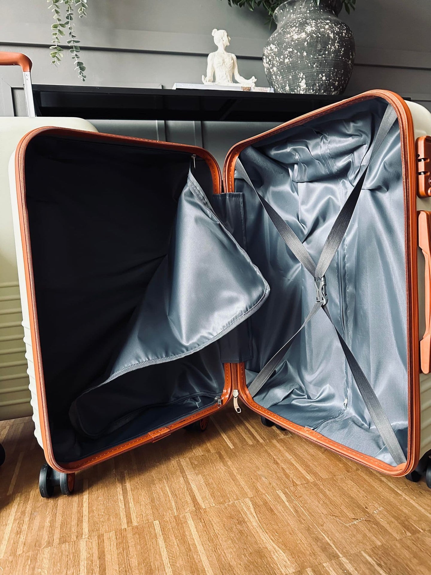 Kuffert sæt af 3 stk - Creme Let vægt - VIAMAJA.DK