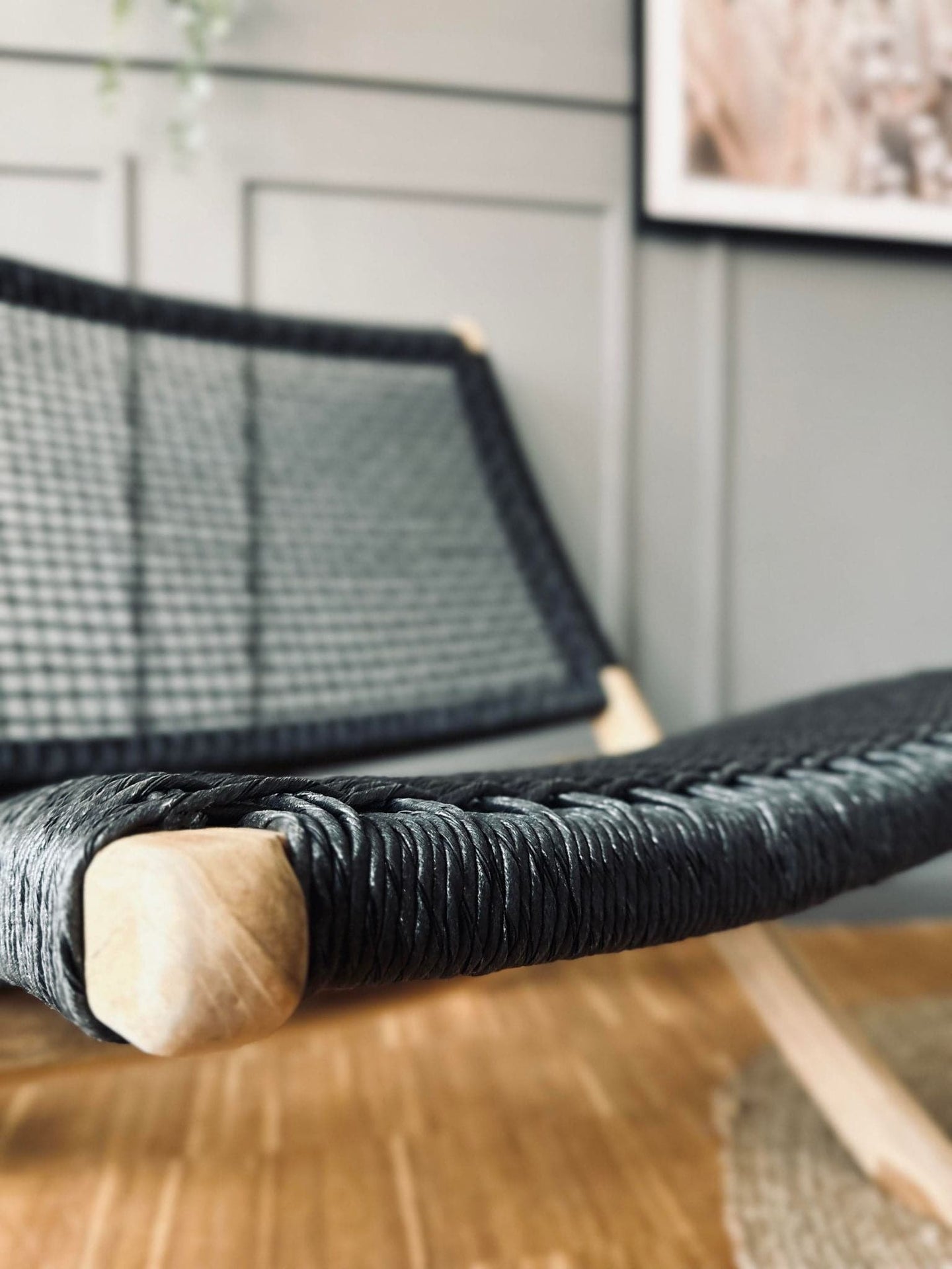 Lænestol Teak Black - Godkendt til inde og ude - VIAMAJA.DK