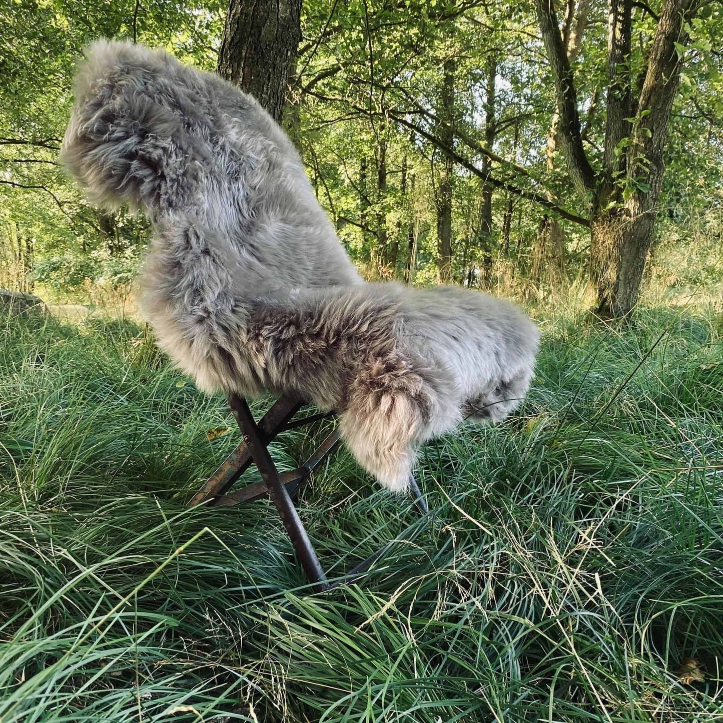 Lammeskind i flot mocca farve - VIAMAJA.DK