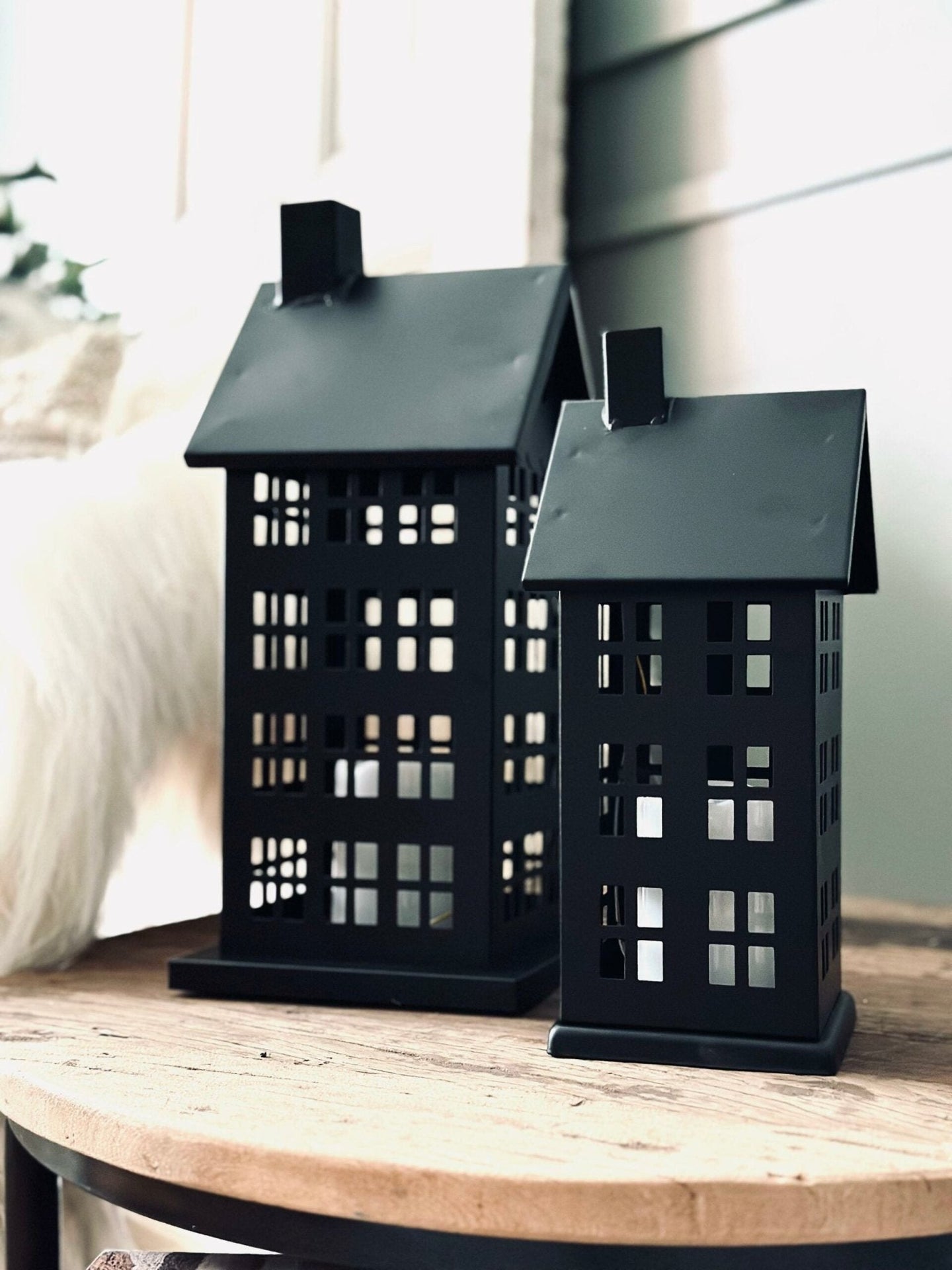 Lanterne hus m. Solceller – Lille - VIAMAJA.DK