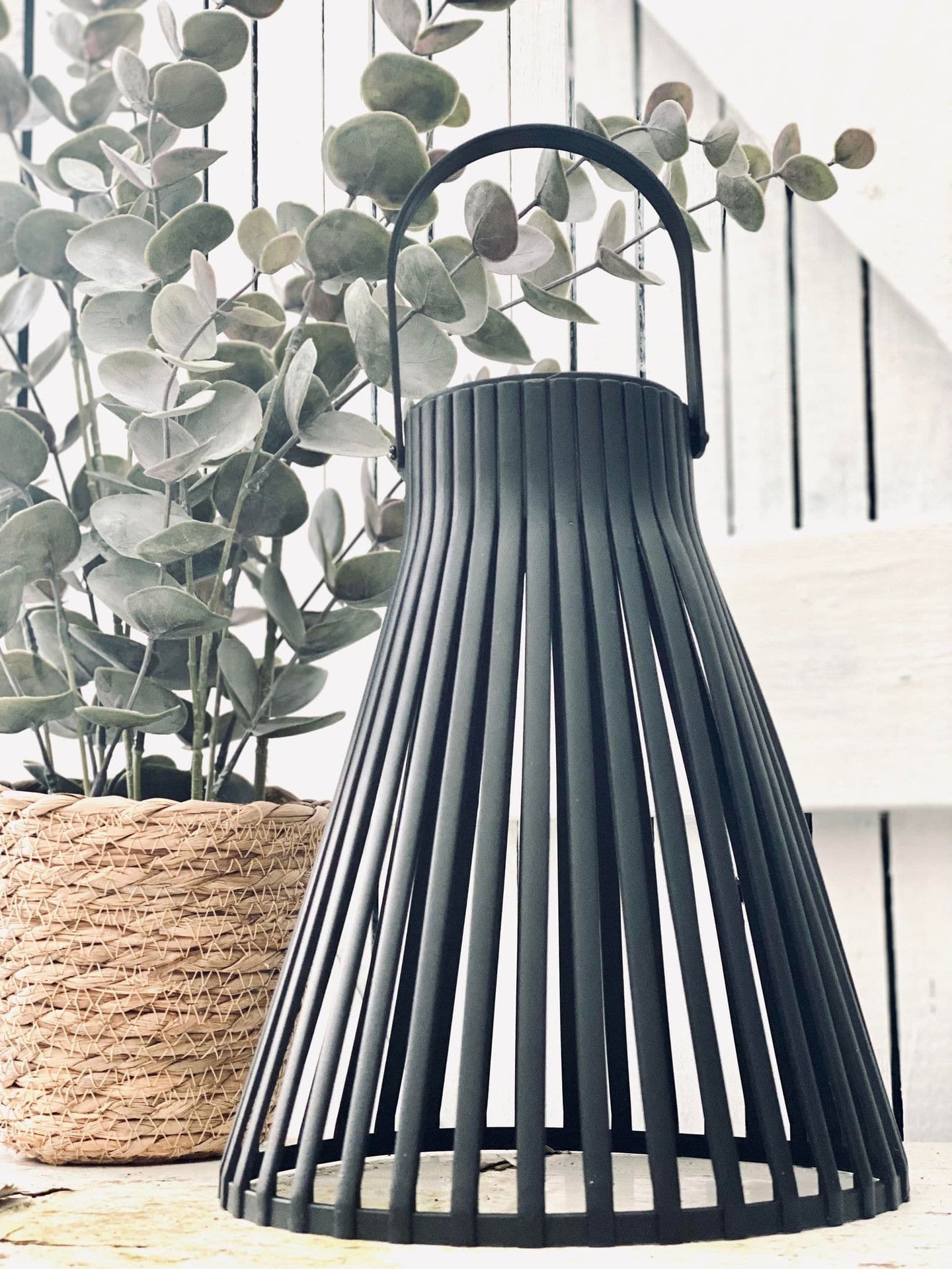 Lanterne med solceller - BLACK SOLAR - VIAMAJA.DK