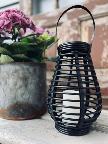 Lanterne med solceller - BLACK VIXA - VIAMAJA.DK