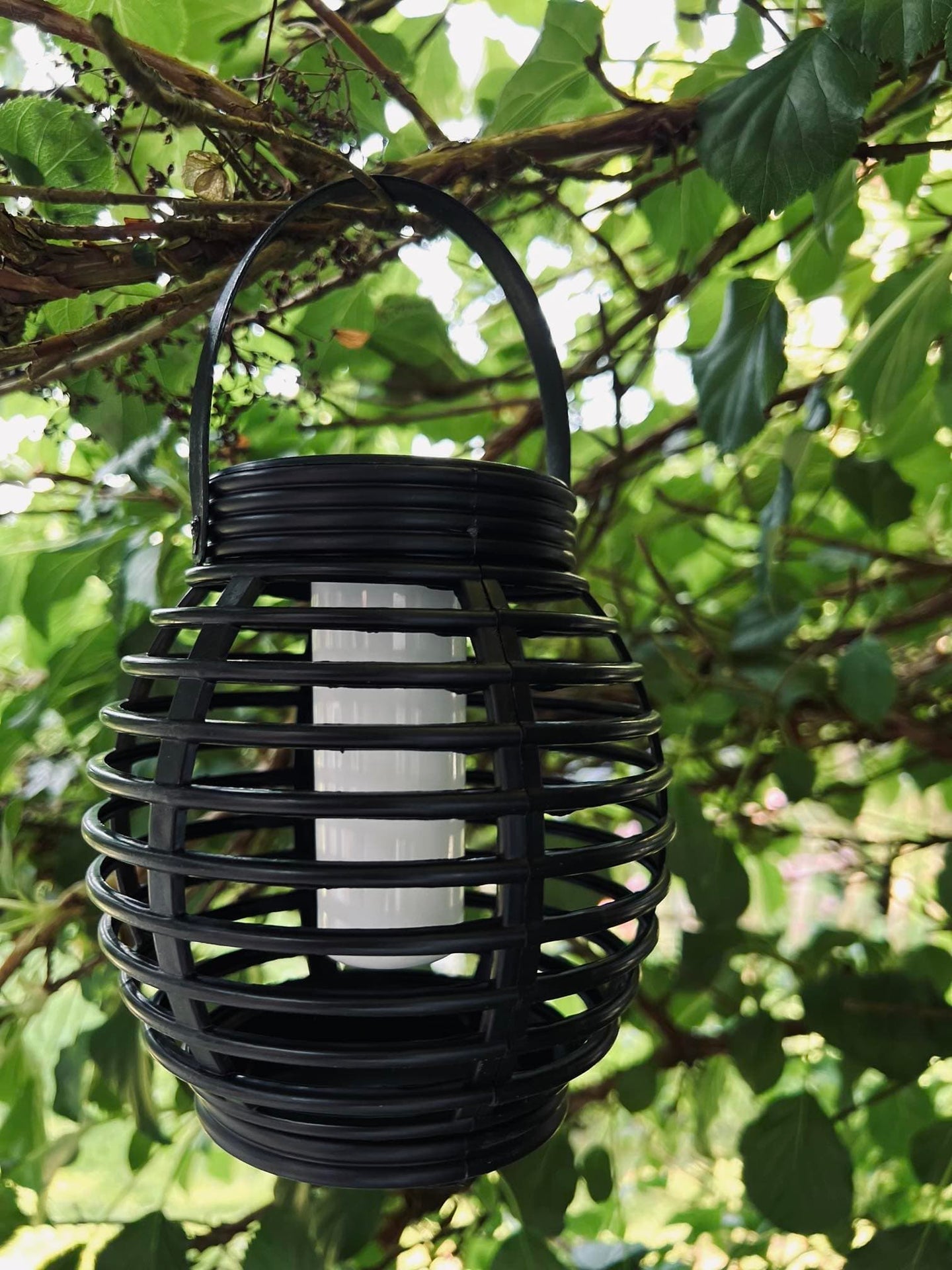 Lanterne med solceller – Mellem - VIAMAJA.DK