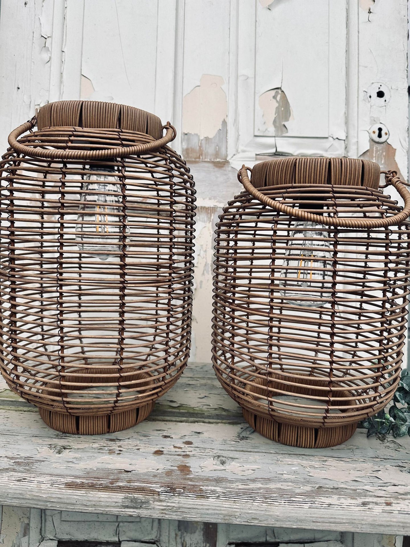 Lanterne med solceller Molly – Stor - VIAMAJA.DK