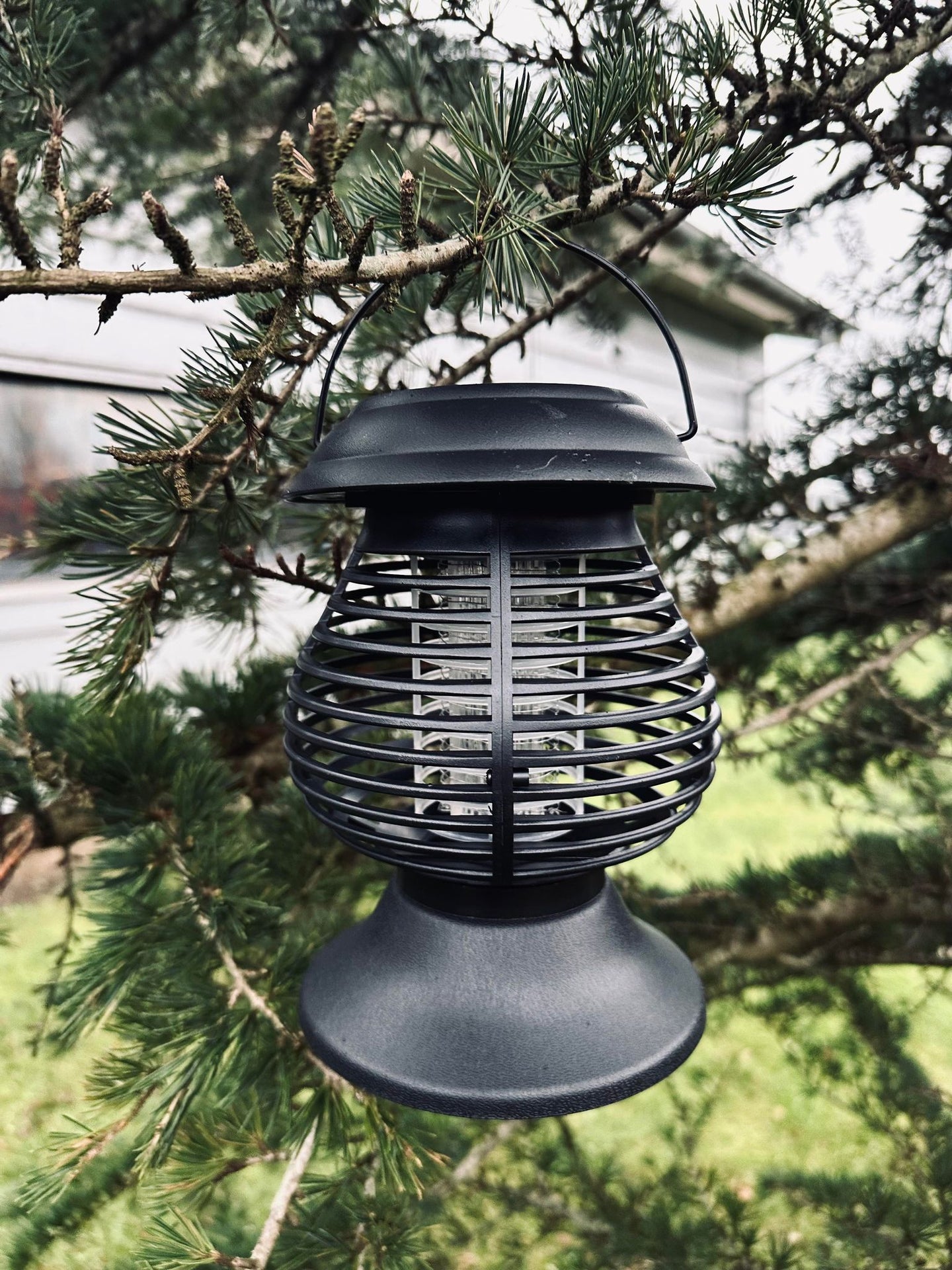 Lanterne med solceller - Myggedræber - VIAMAJA.DK