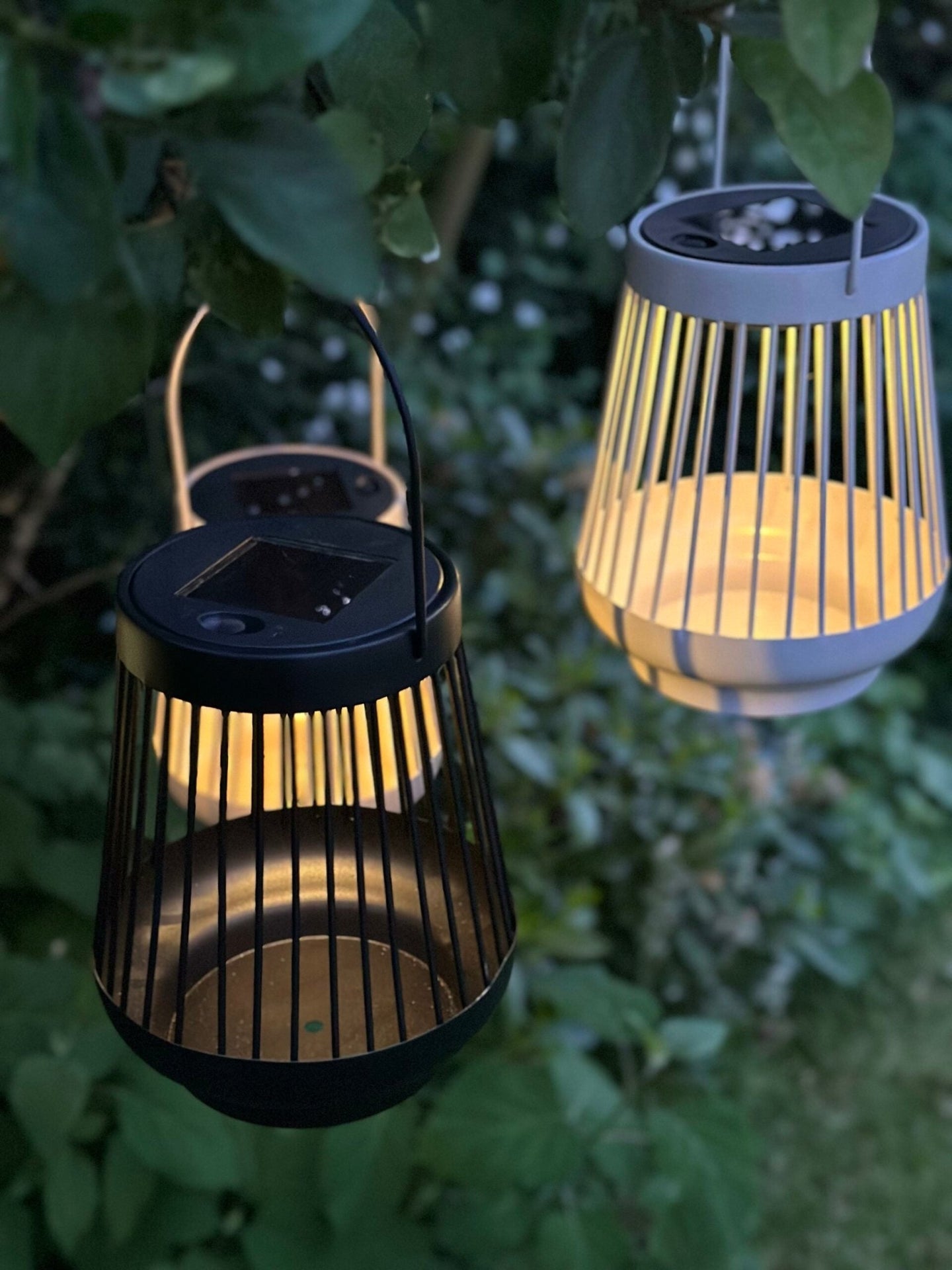 Lanterne ZANDA med solceller – Sort - VIAMAJA.DK
