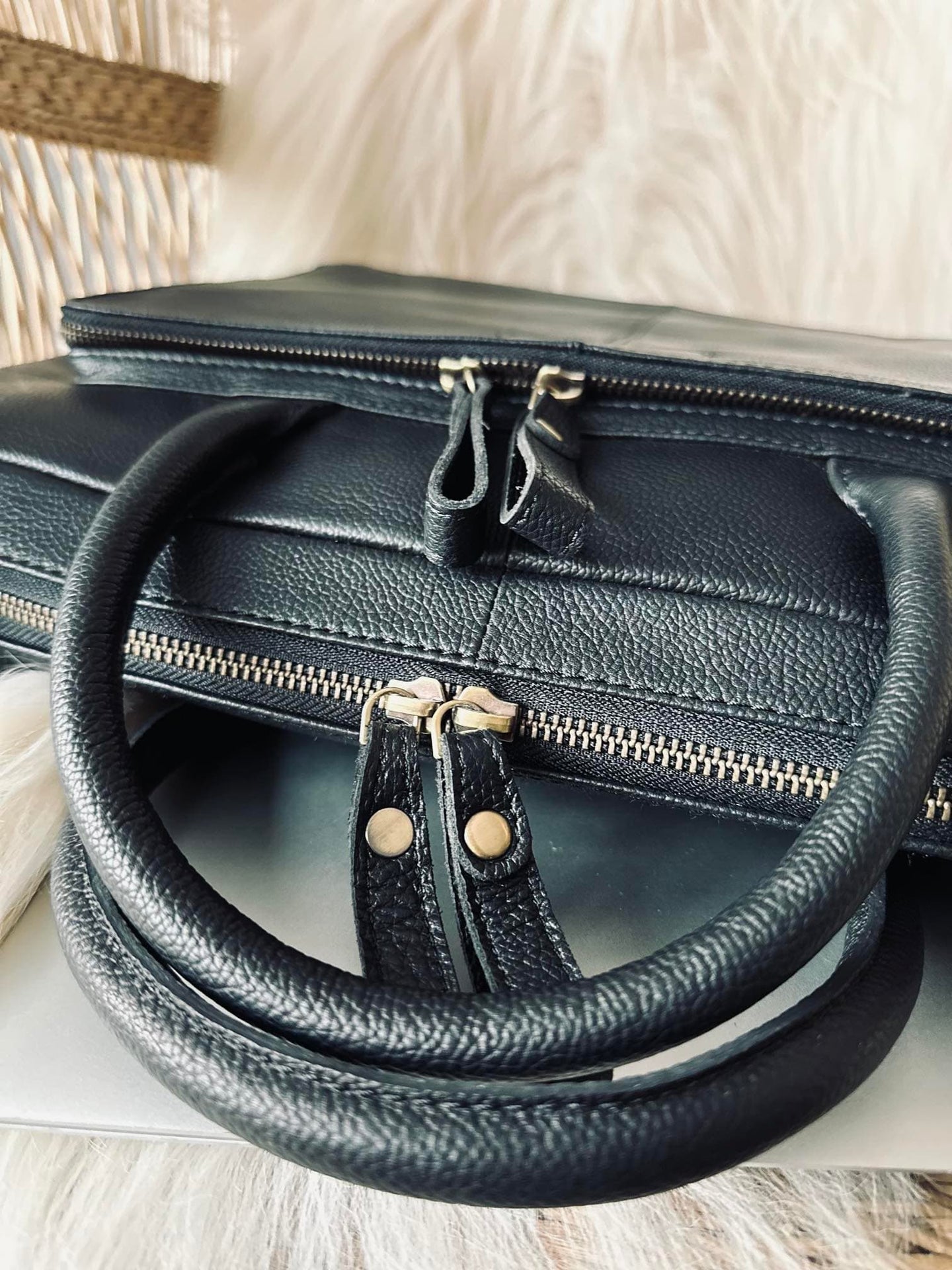 Laptop / arbejdstaske VINTAGE Black - VIAMAJA.DK