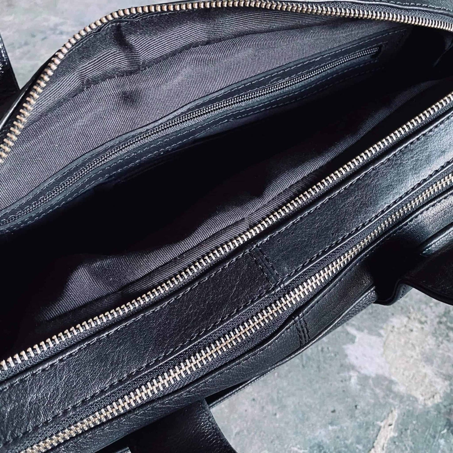 Laptop Taske MELLO – Sort skind - VIAMAJA.DK