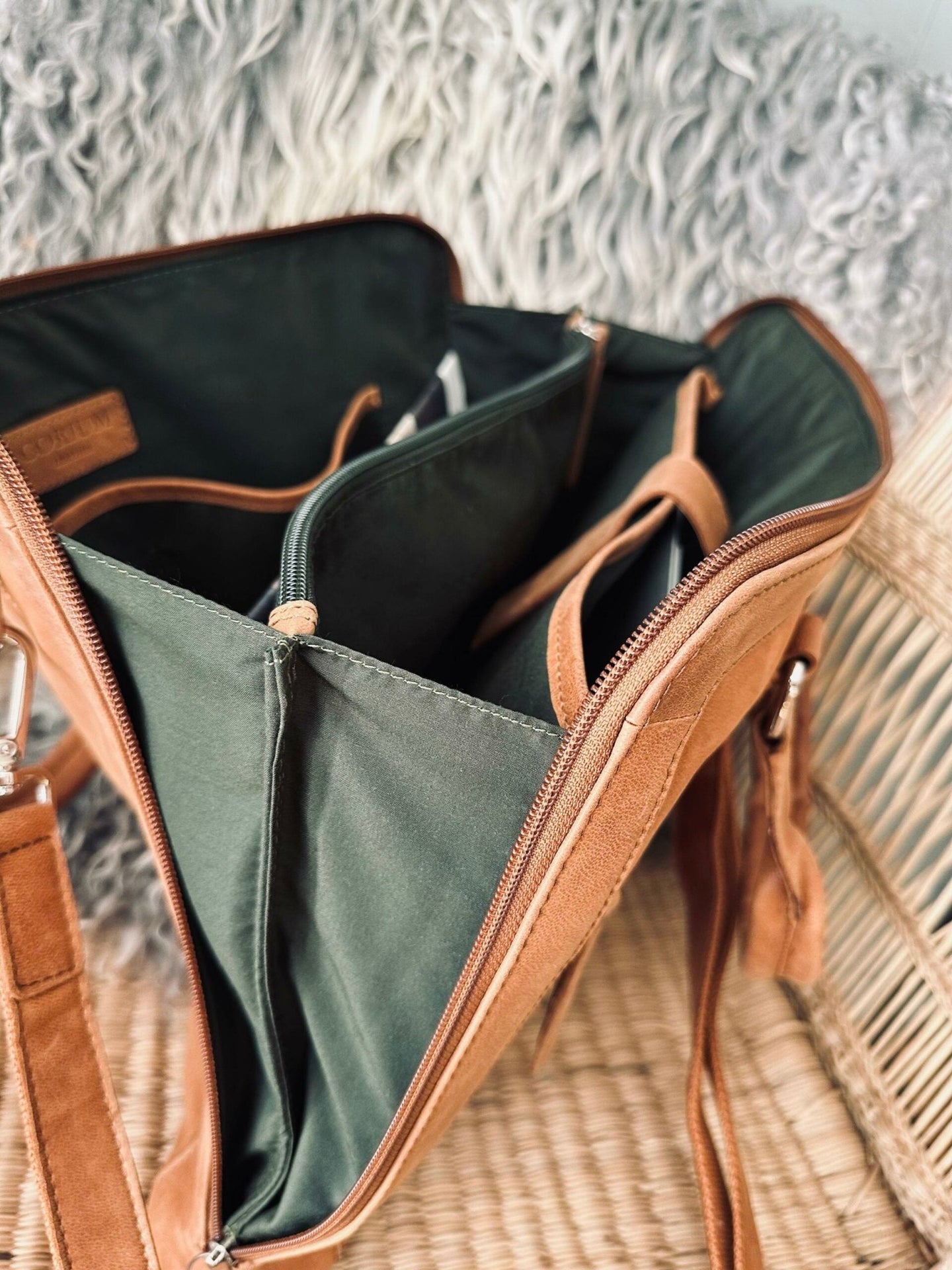 Laptop Unisex – Cognac - VIAMAJA.DK