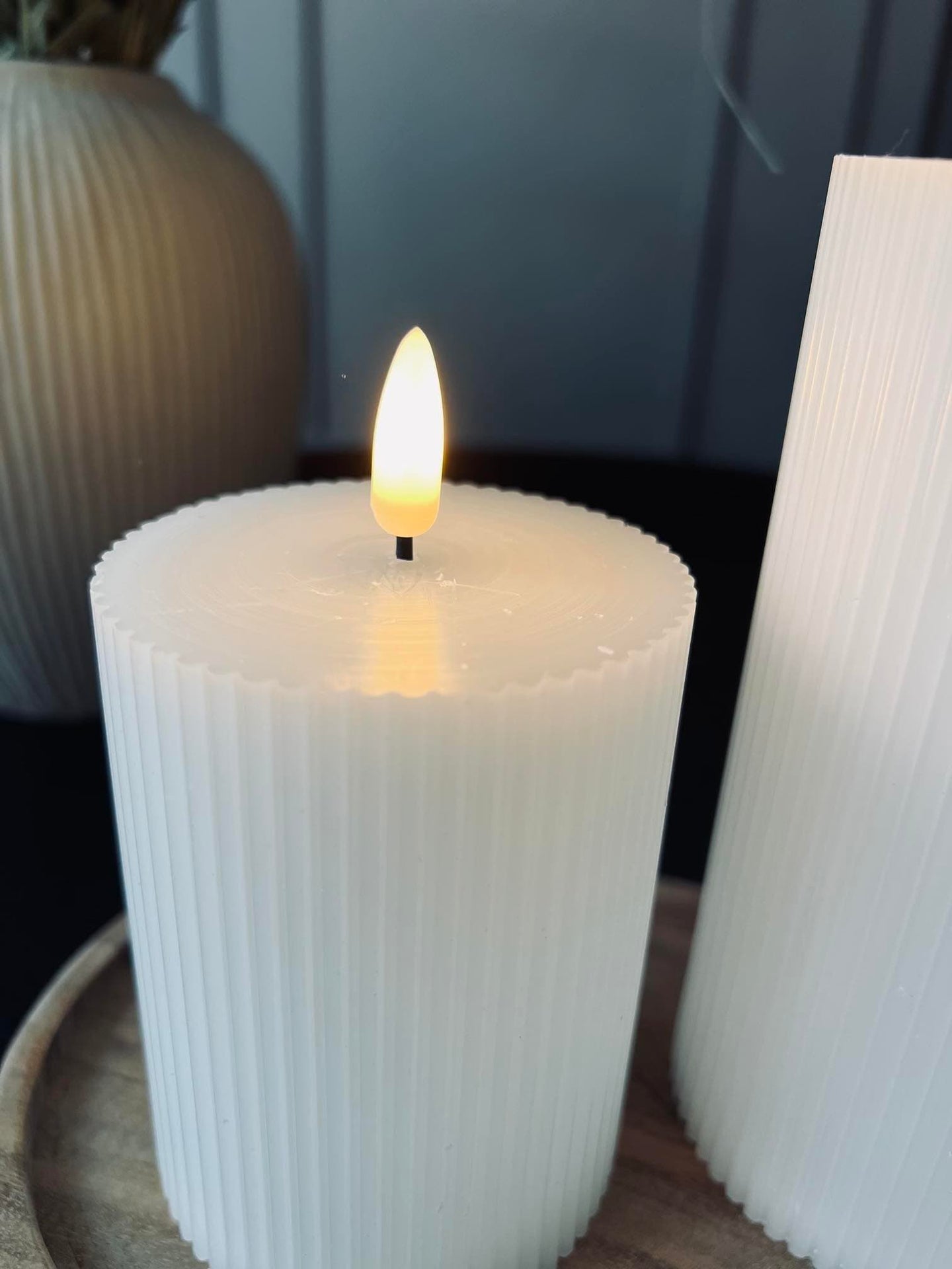 LED Bloklys med riller - Sæt med 3 stk ink fjernbetjening - VIAMAJA.DK