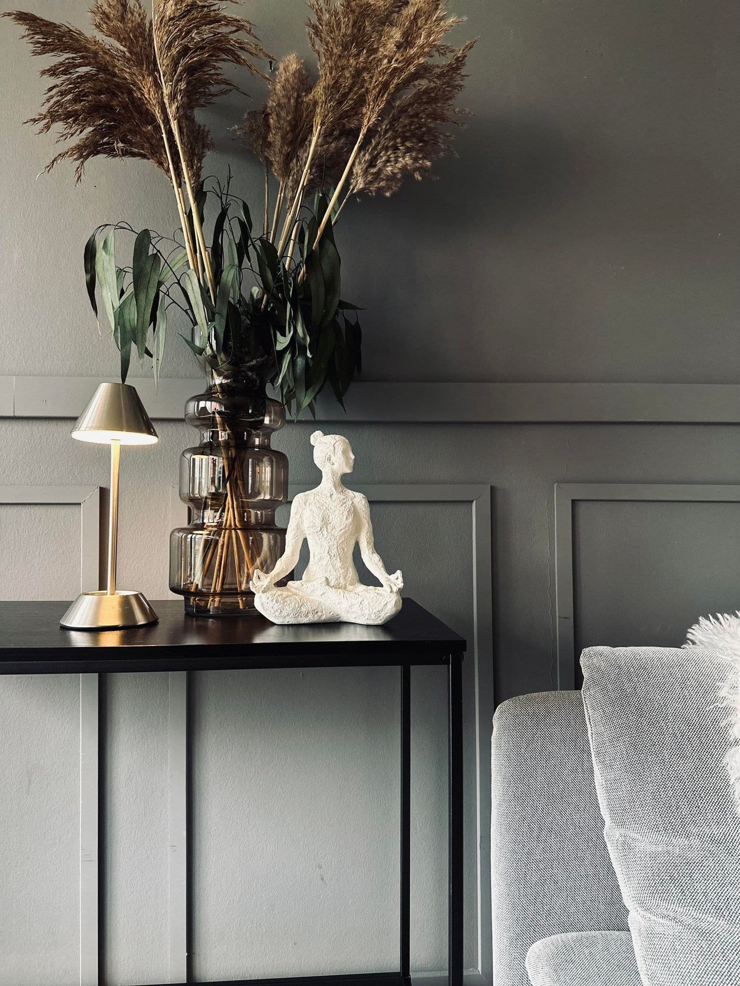 LED bordlampe Silver - genopladelig - VIAMAJA.DK